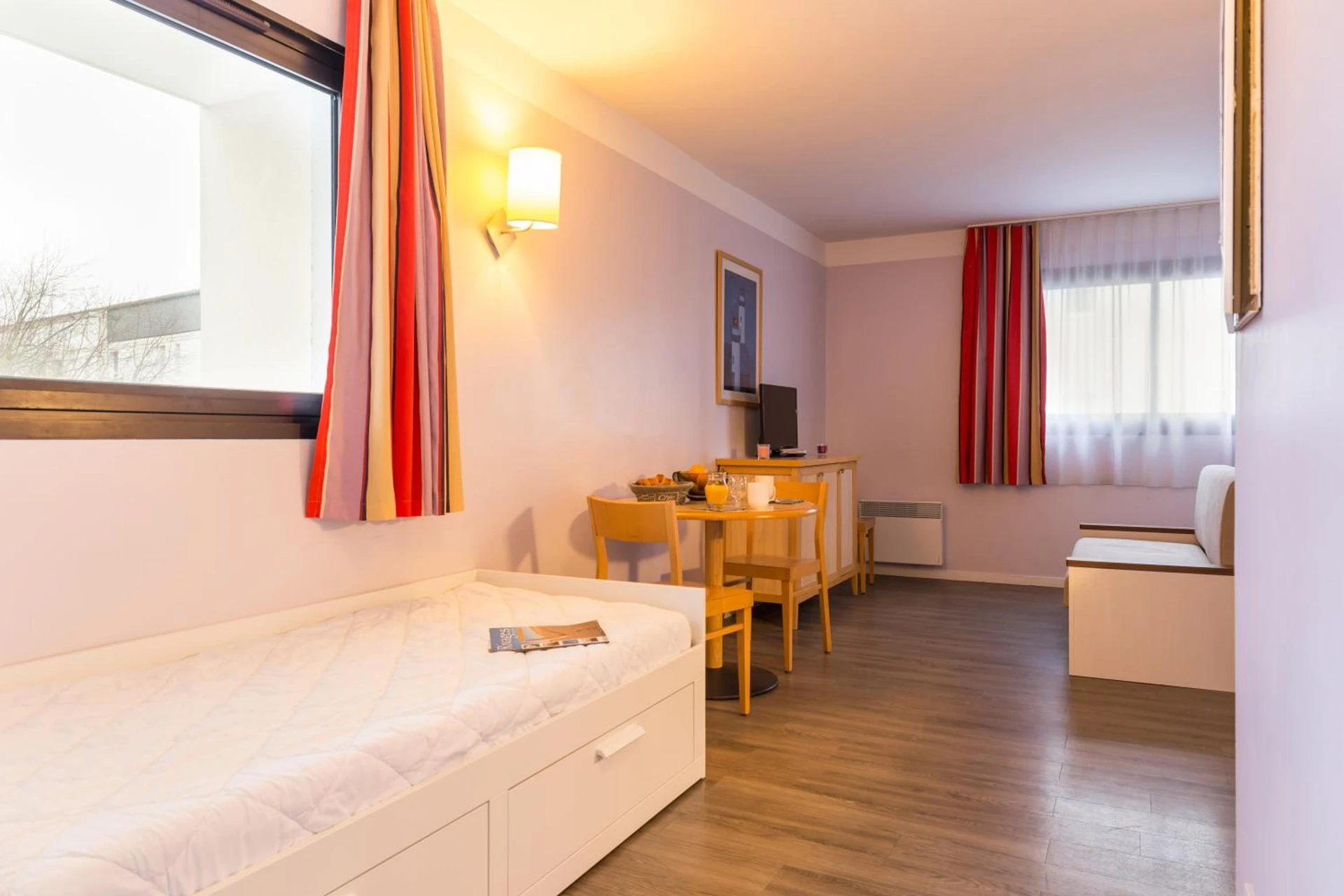 Magnifique chambre pour un séminaire d'entreprise à Résidence Pierre & Vacances Centre - La Rochelle
