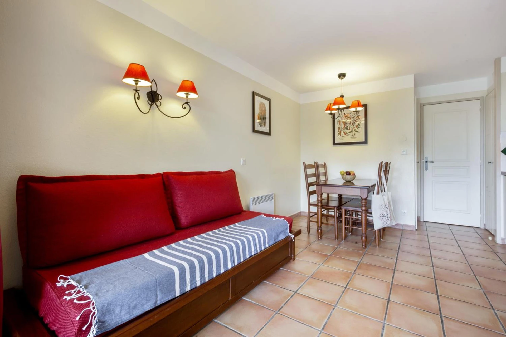 Chambre disponible pour un séminaire d'entreprise à Résidence Pierre & Vacances La Villa Maldagora - Ciboure