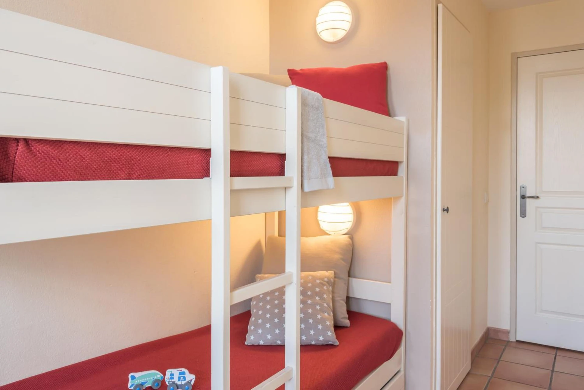 Chambre disponible pour un séminaire d'entreprise à Résidence Pierre & Vacances La Villa Maldagora - Ciboure