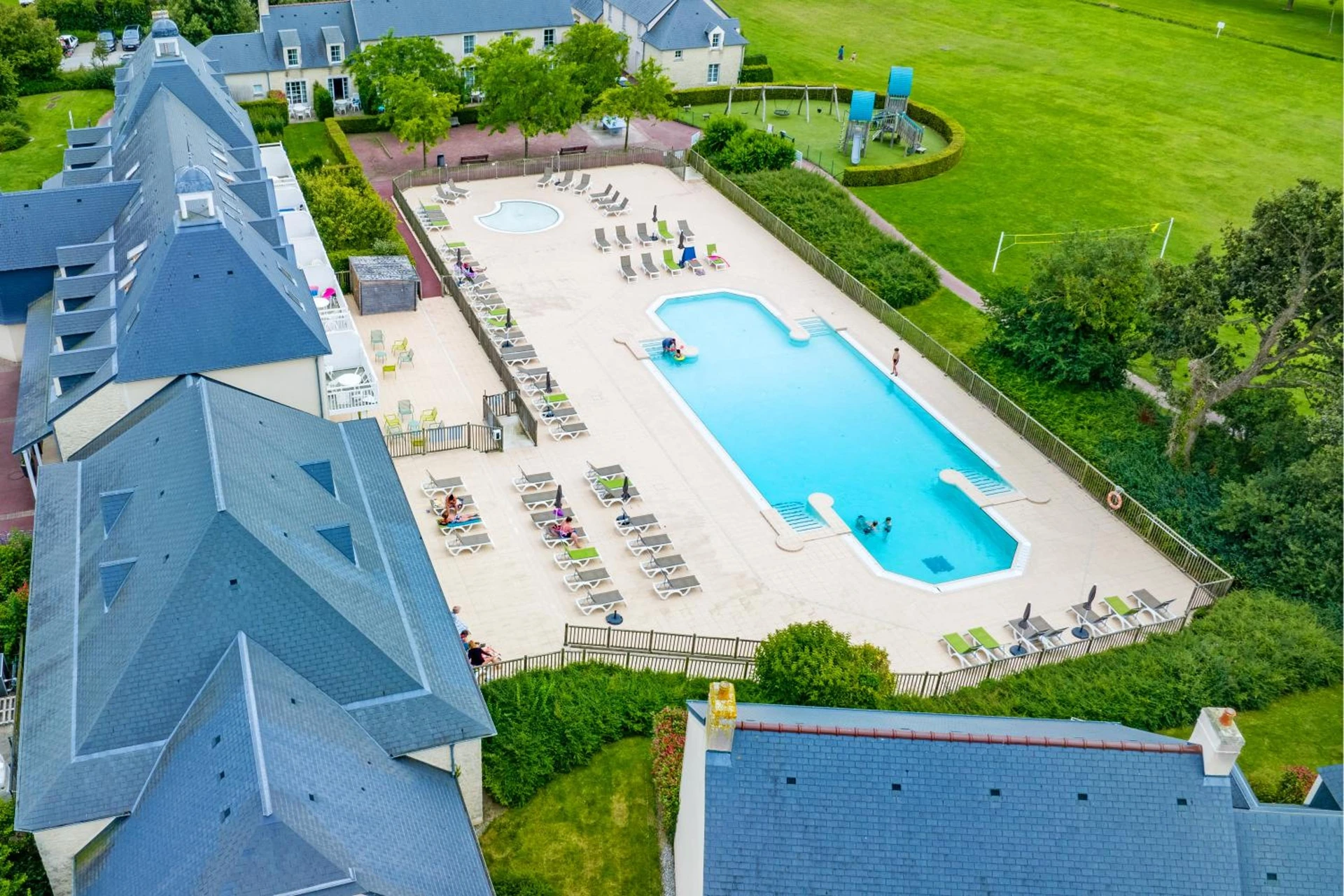Organiser un séminaire d'entreprise : Résidence PIERRE & VACANCES I Le Green Beach à port-en-bessin-huppain