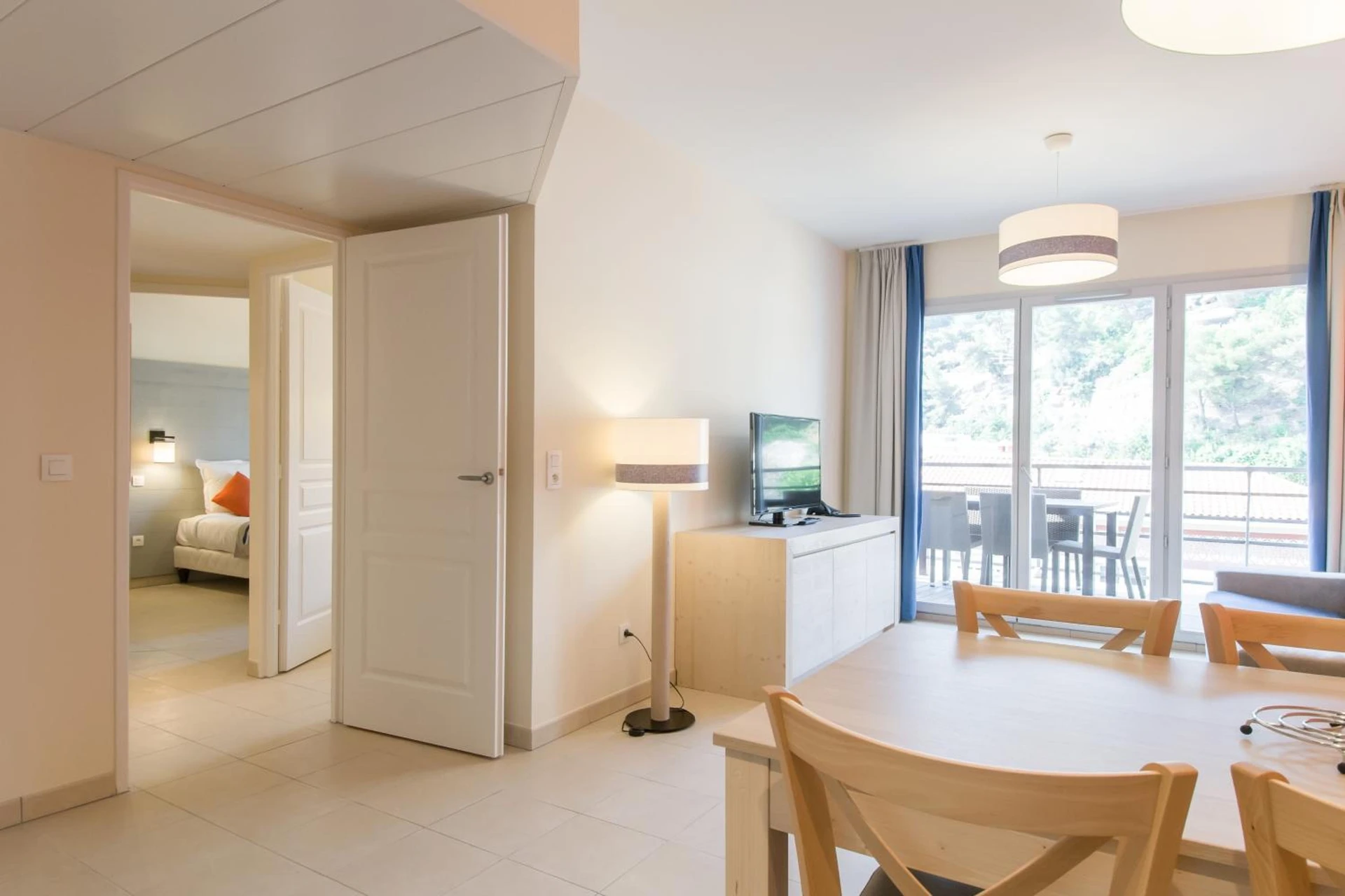 Magnifique chambre pour un séminaire d'entreprise à Résidence Pierre & Vacances Premium Julia Augusta - Roquebrune-Cap-Martin