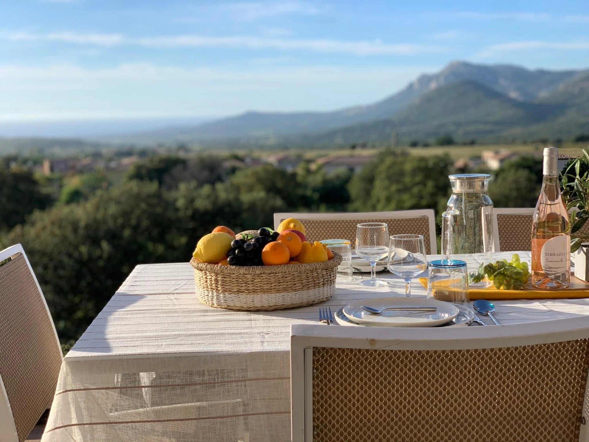 Organiser un séminaire d'entreprise : Résidence 3 étoiles Pietra Gemina - Appartements de vacances, au calme, avec Piscine à calenzana