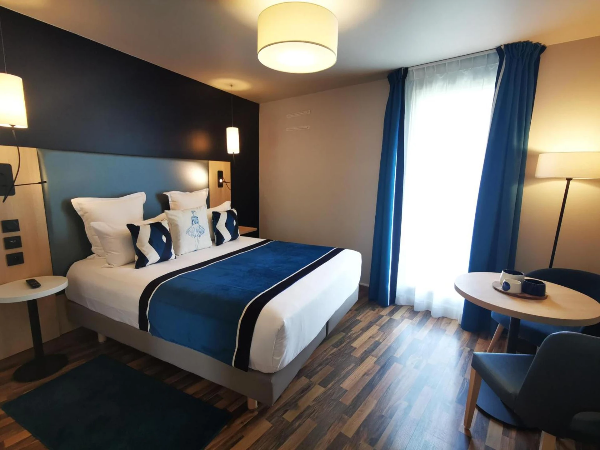 Magnifique chambre pour un séminaire d'entreprise à Residhome Asnieres - Asnières-sur-Seine