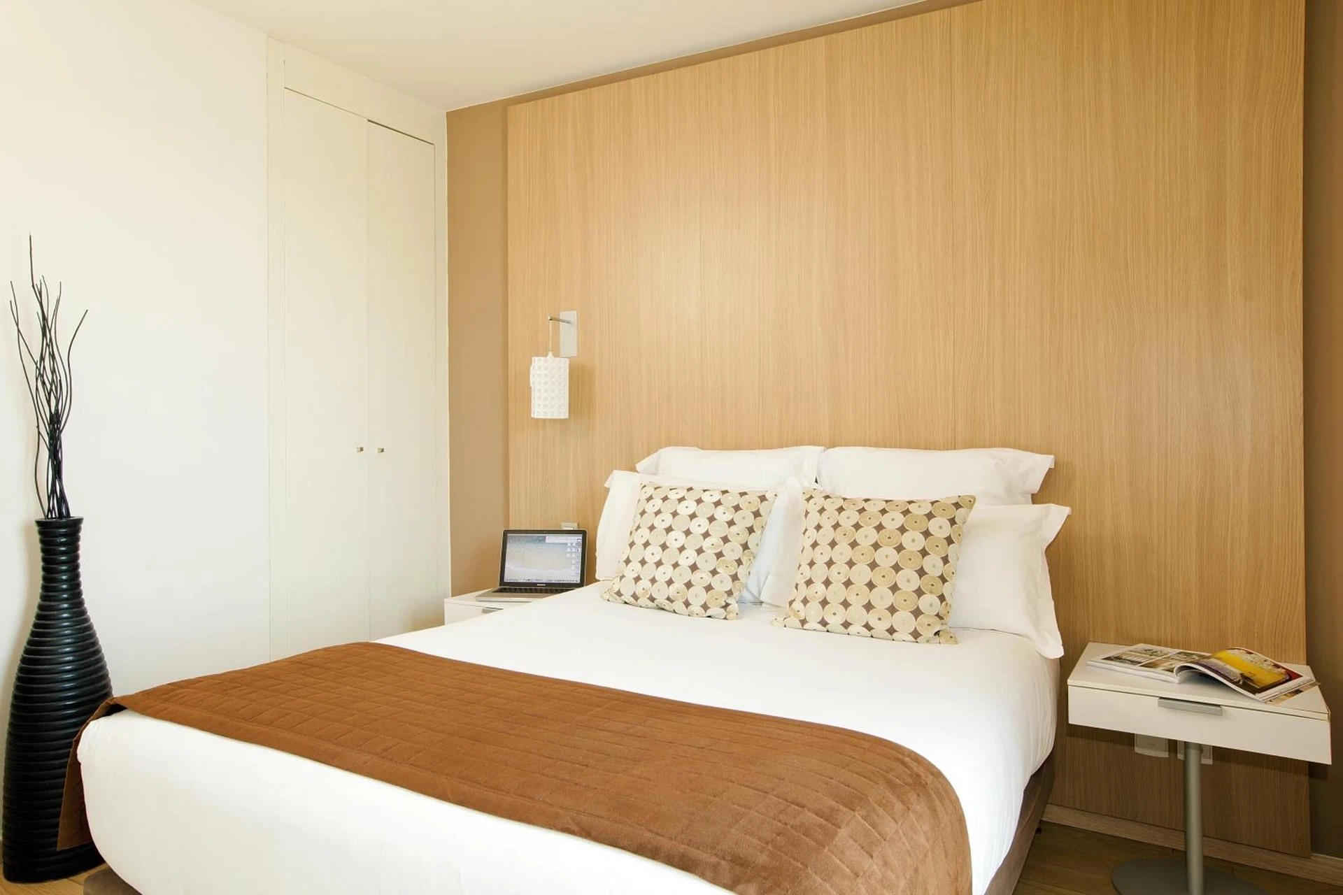 Magnifique chambre pour un séminaire d'entreprise à Residhome Carrières La Défense - Carrières-sur-Seine