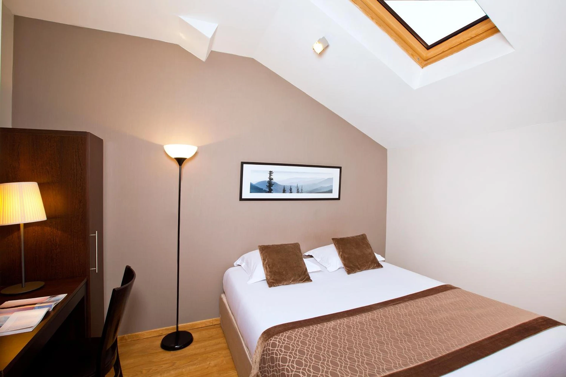 Chambre disponible pour un séminaire d'entreprise à Residhome Grenoble Caserne De Bonne - Grenoble