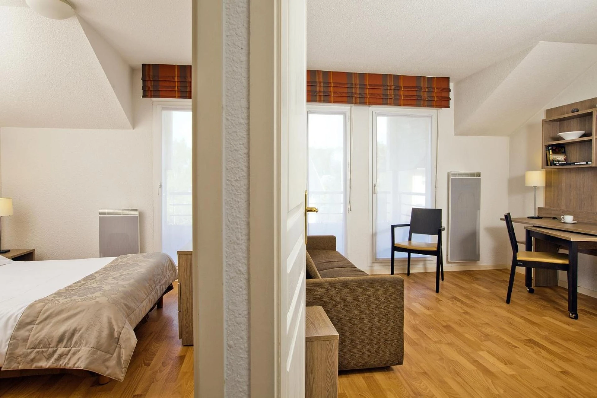 Chambre disponible pour un séminaire d'entreprise à Residhome Genève Prévessin Le Carré d'Or - Prévessin-Moëns
