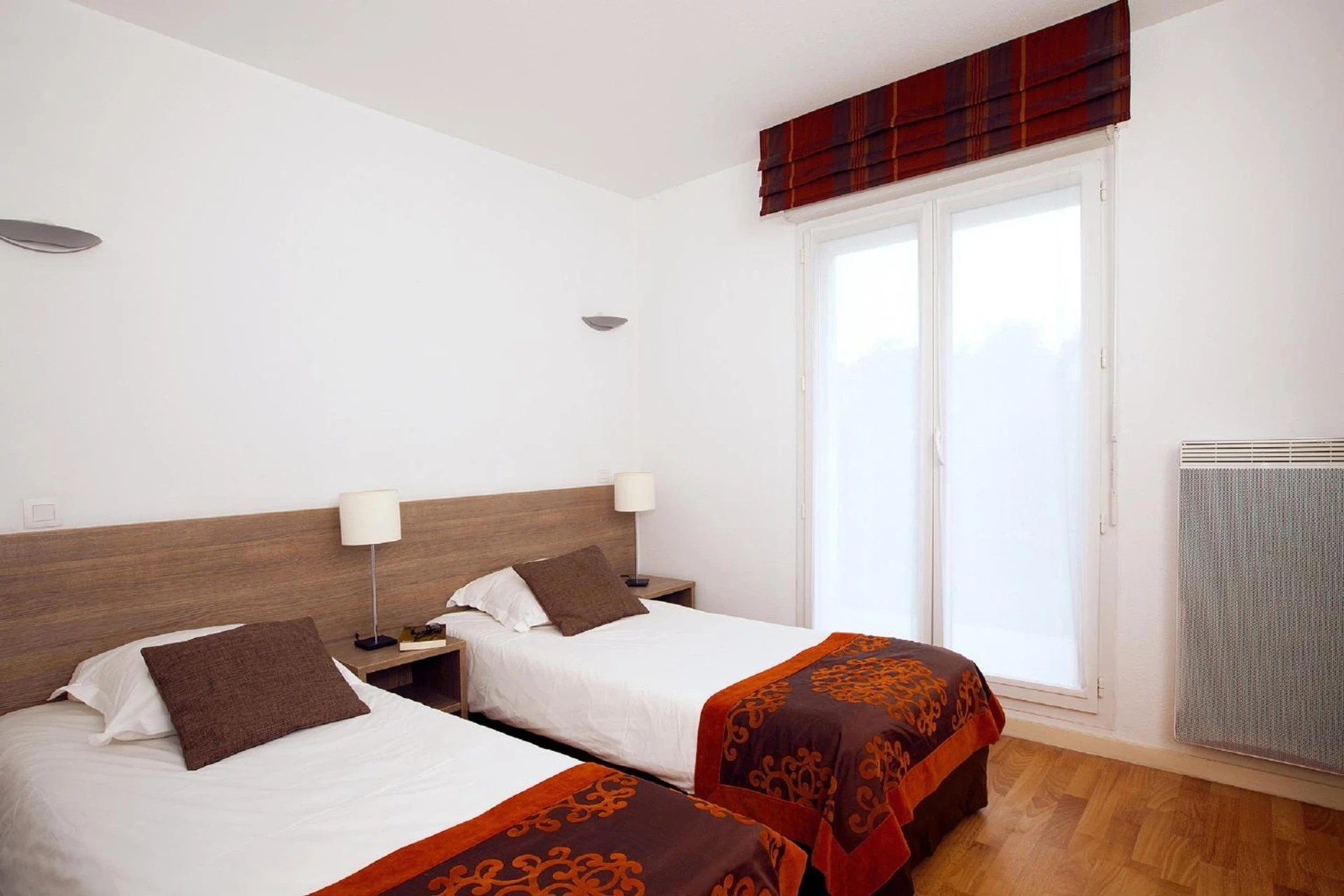 Chambre disponible pour un séminaire d'entreprise à Residhome Genève Prévessin Le Carré d'Or - Prévessin-Moëns
