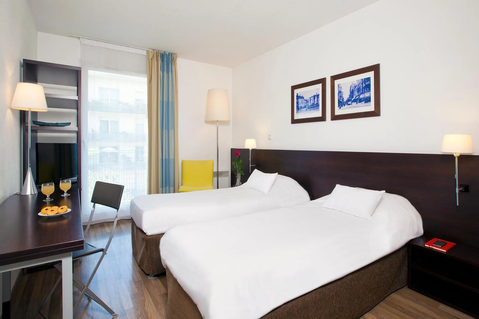 Magnifique chambre pour un séminaire d'entreprise à Residhome Nancy Lorraine - Nancy