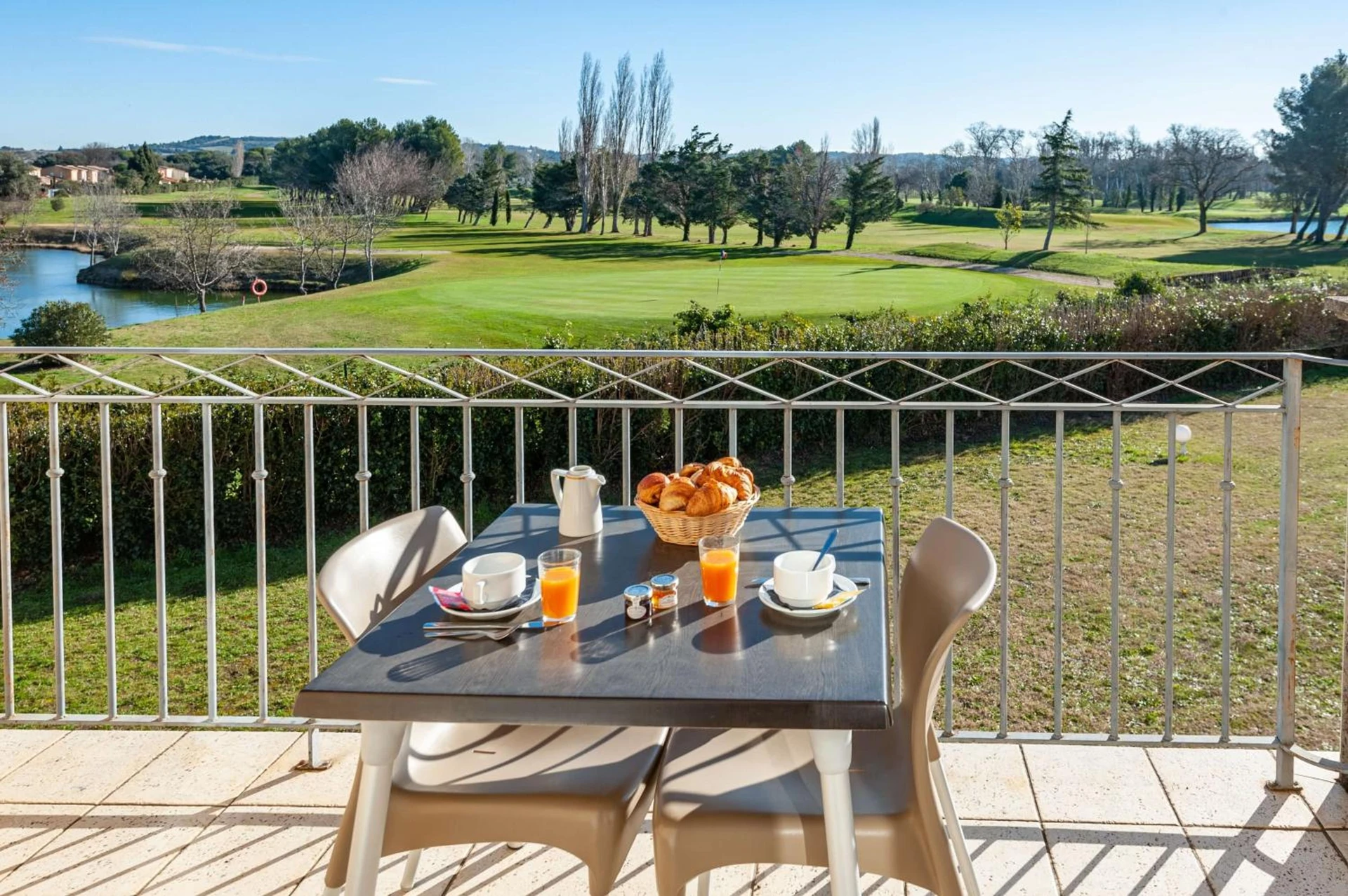 Salle de séminaire à Residhotel Golf Grand Avignon - Organiser un événement professionnel à Vedène