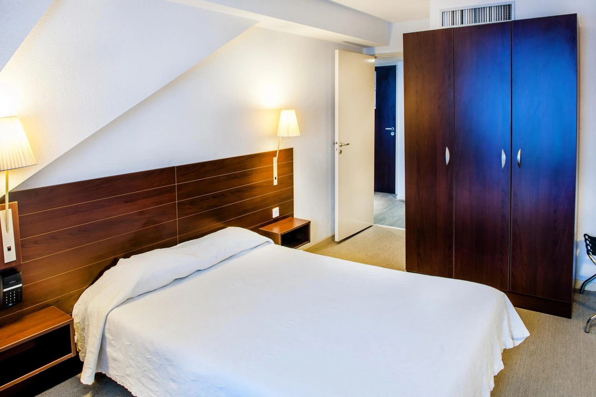 Chambre disponible pour un séminaire d'entreprise à Appart'hôtel Saint Jean - Lourdes