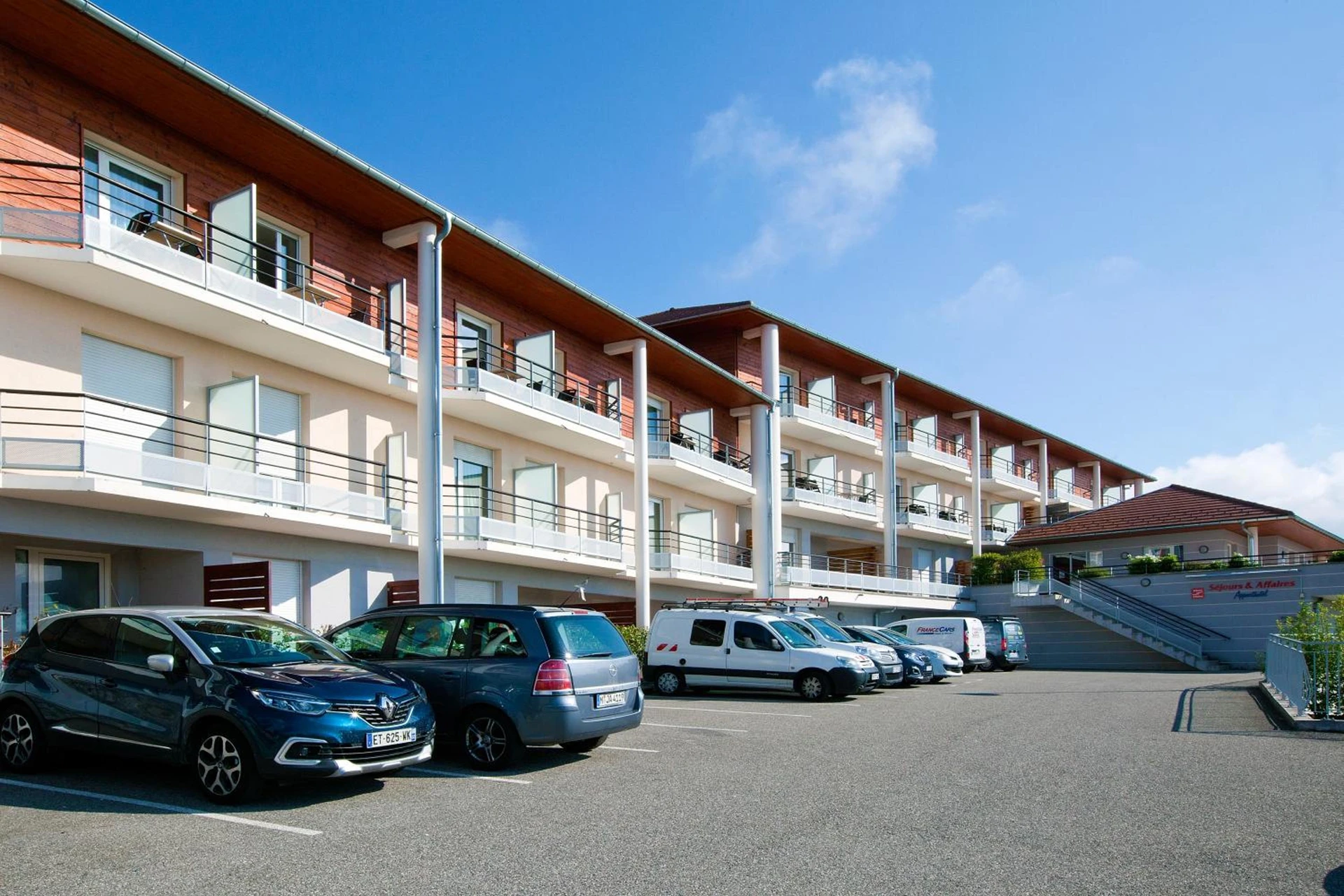 Salle de séminaire à Séjours & Affaires Genève Gex Les Rives Du Léman - Organiser un événement professionnel à Gex