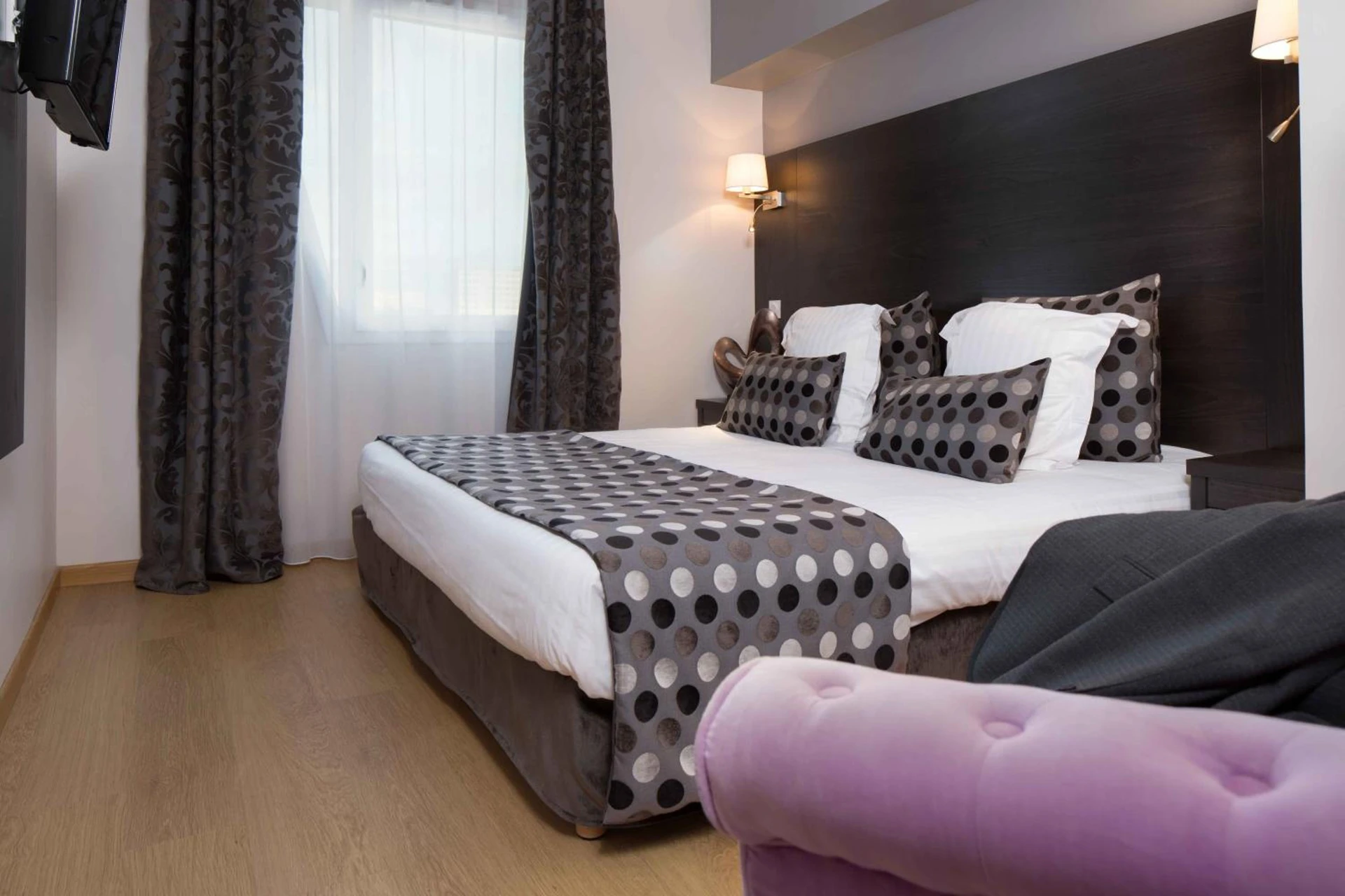 Chambre disponible pour un séminaire d'entreprise à Seven Urban Suites Nantes Centre - Nantes