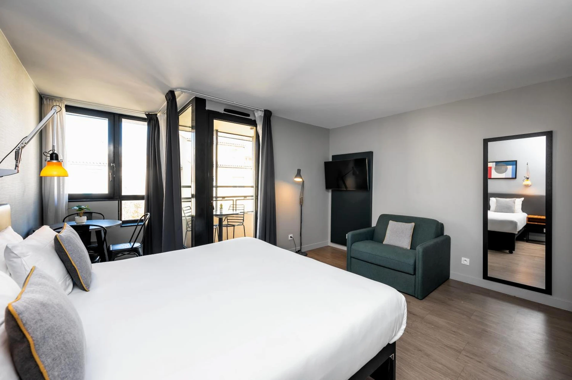 Ambiance de travail pour séminaire d'entreprise à Staycity Aparthotels Marseille Centre Vieux Port - Marseille