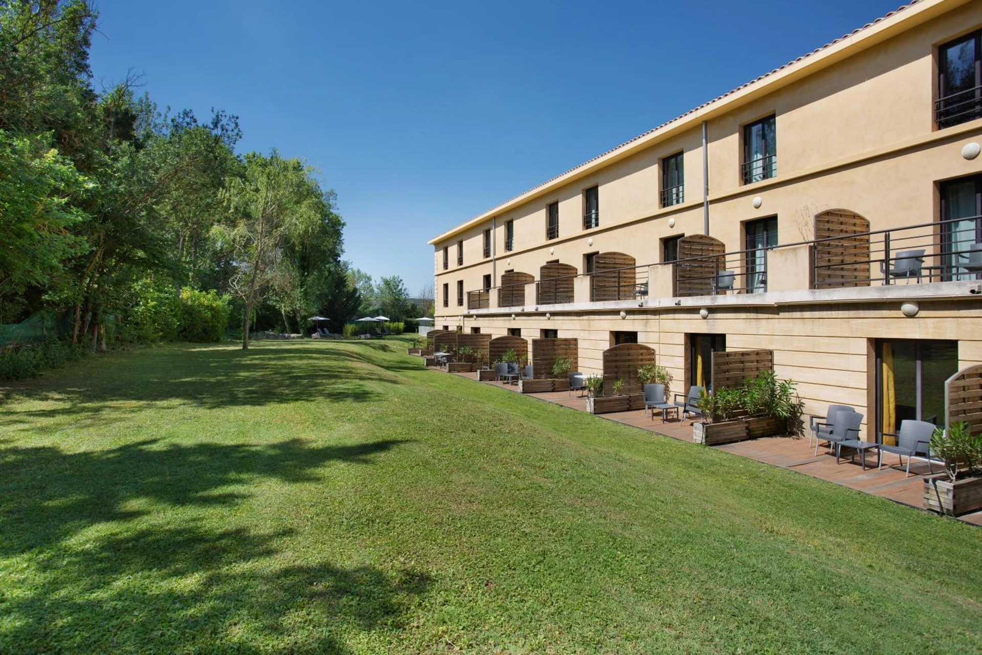 Ambiance de travail pour séminaire d'entreprise à Suite Home Aix en Provence Sud TGV - Bouc-Bel-Air