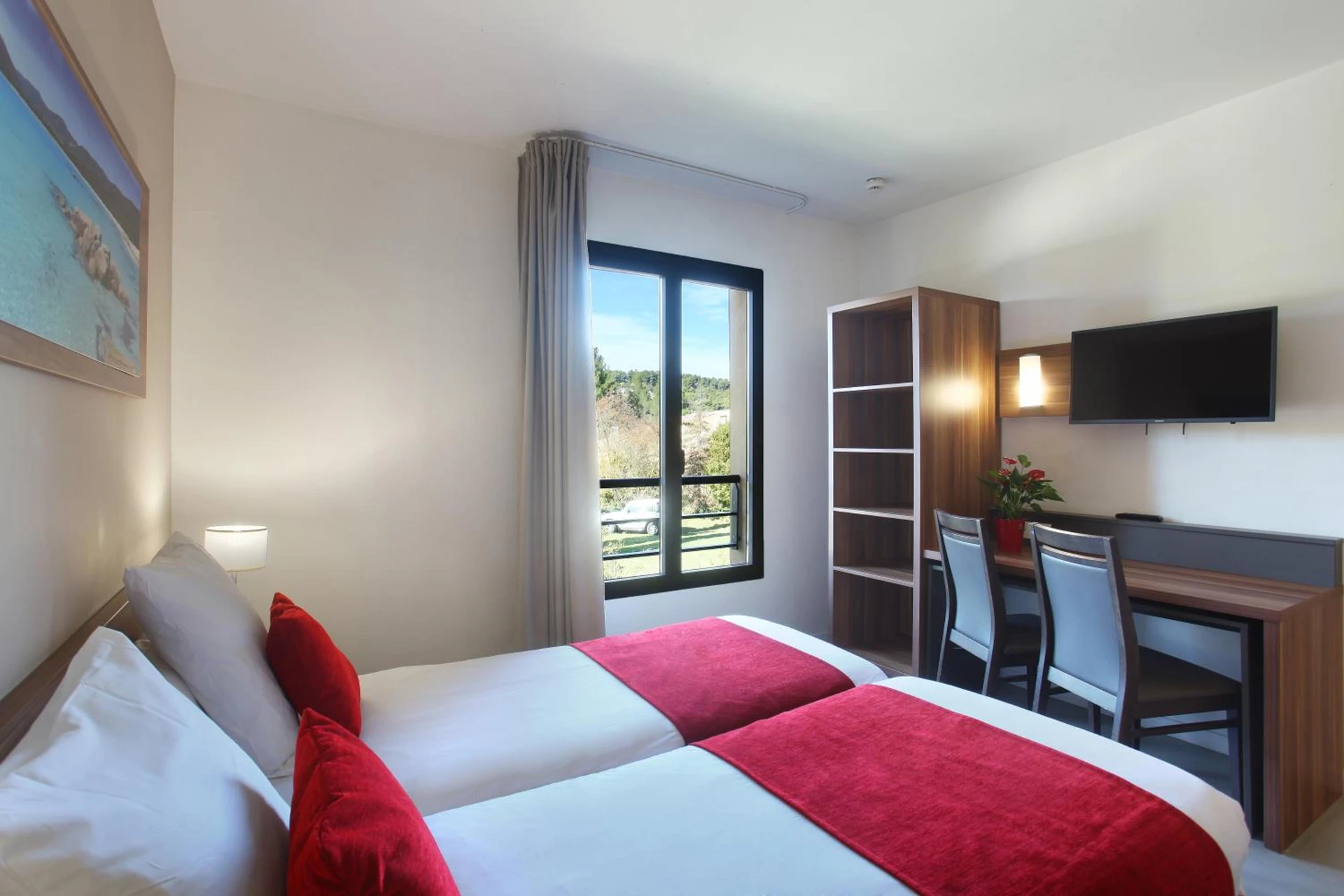Chambre disponible pour un séminaire d'entreprise à Suite Home Aix en Provence Sud TGV - Bouc-Bel-Air