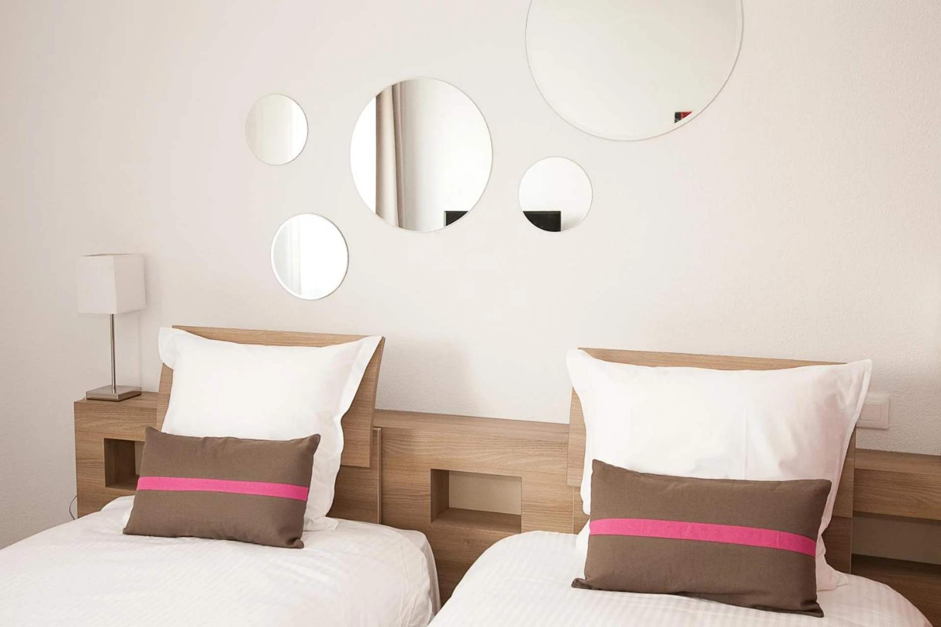 Magnifique chambre pour un séminaire d'entreprise à Ténéo Apparthotel Bordeaux Mérignac - Aéroport - Mérignac