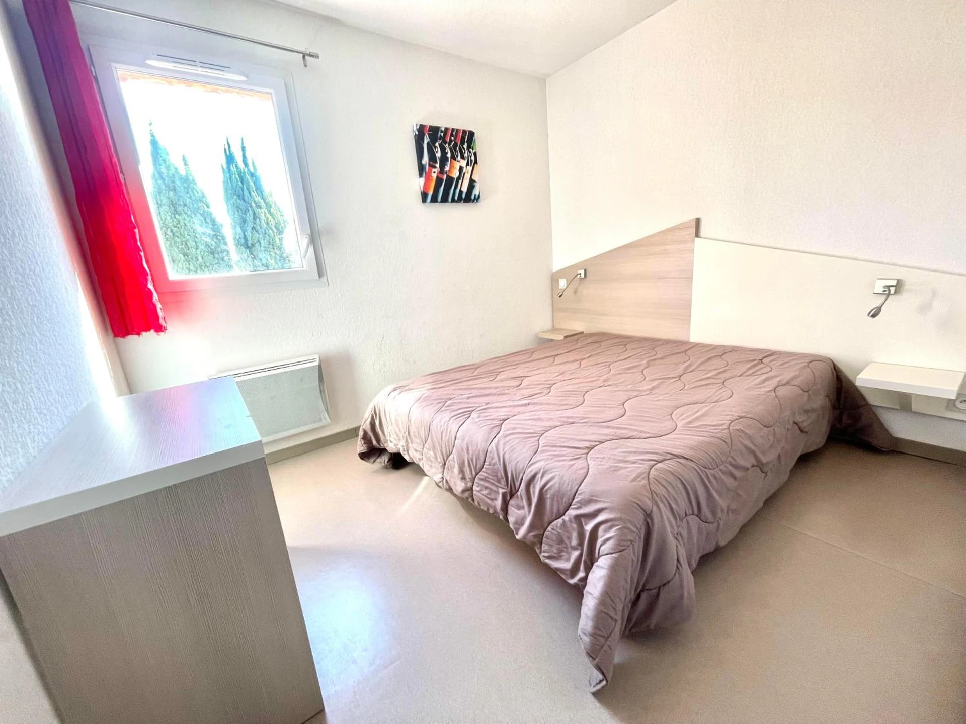 Magnifique chambre pour un séminaire d'entreprise à Terres de France - Le Domaine de Bacchus - Saint-Christol