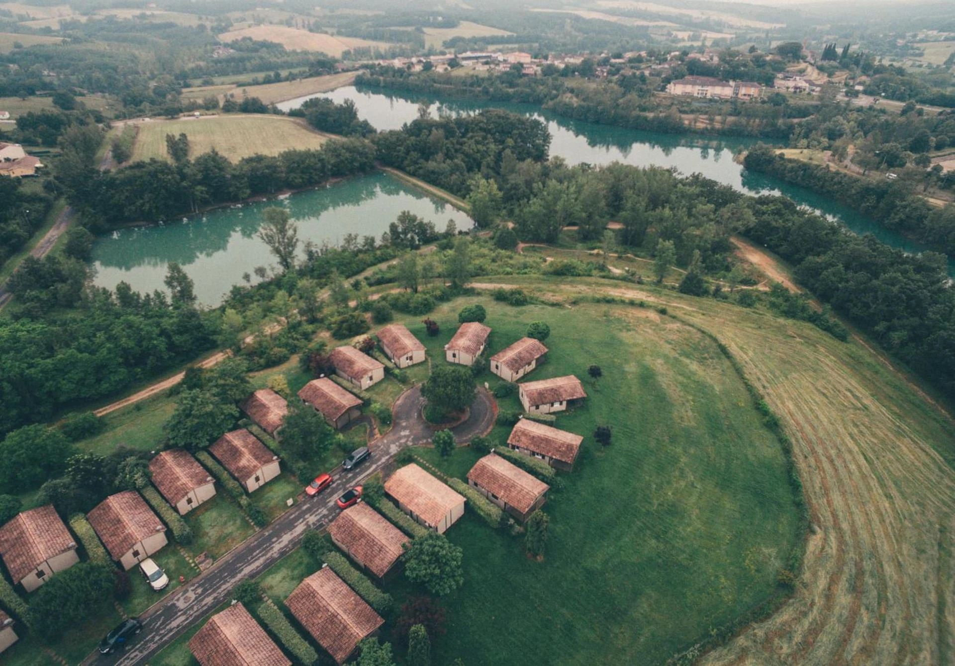 Organiser un séminaire d'entreprise : Terres de France - Les Hameaux des Lacs à monclar-de-quercy