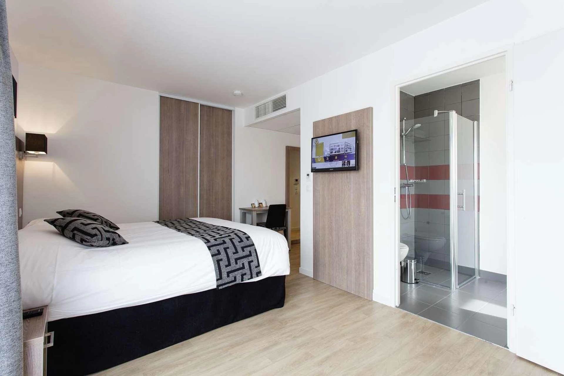 Chambre disponible pour un séminaire d'entreprise à Tulip Inn Massy Palaiseau - Residence - Palaiseau