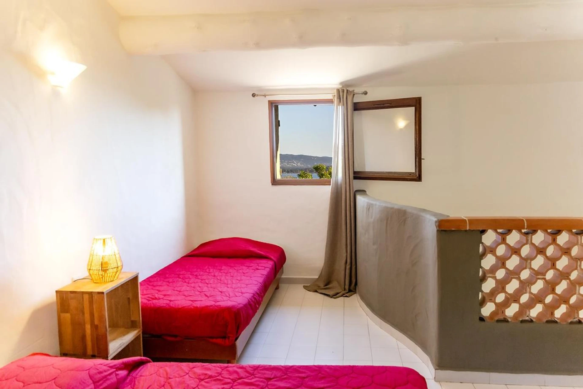 Chambre disponible pour un séminaire d'entreprise à Résidence U Paviddonu - Porto-Vecchio