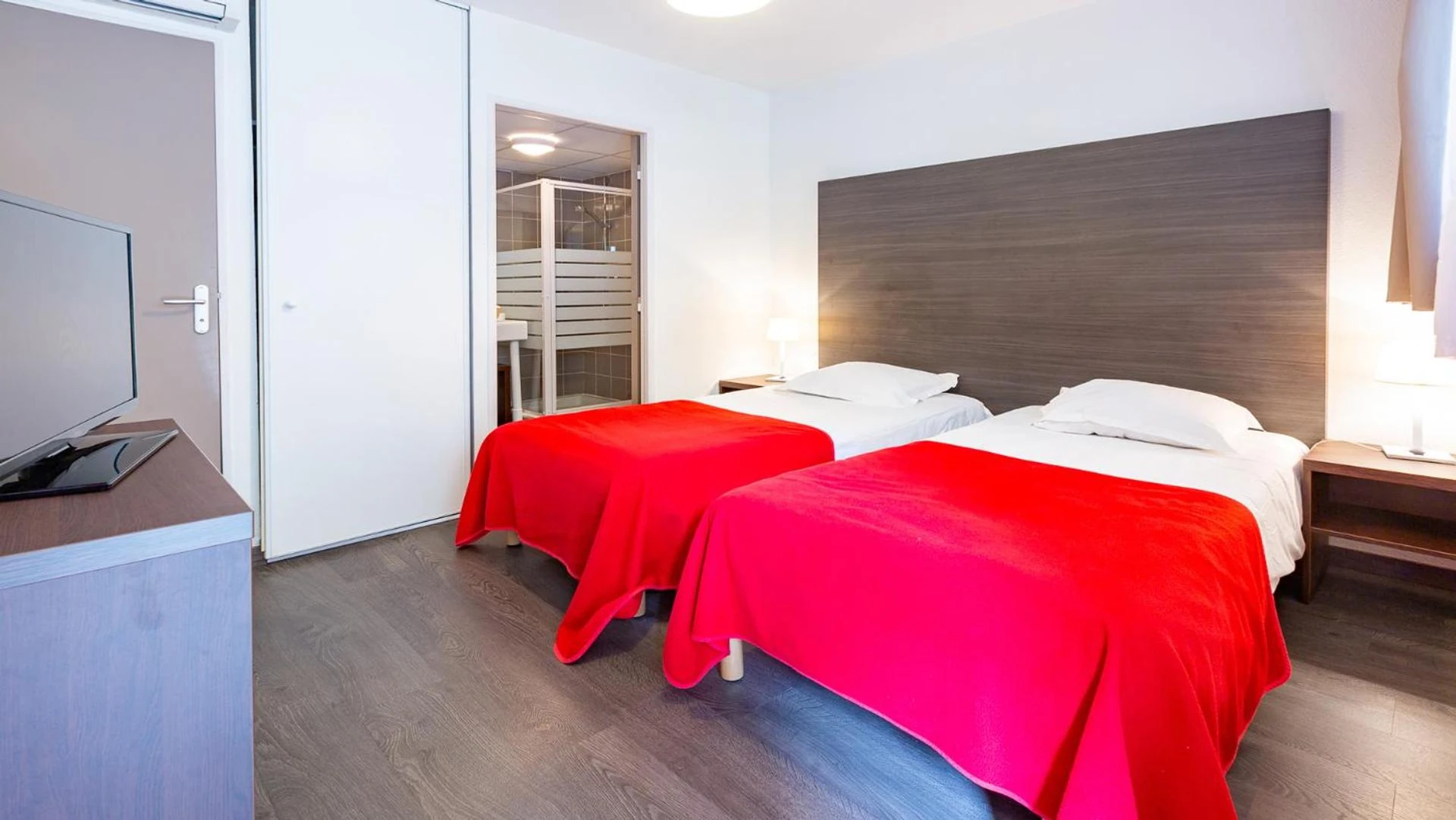 Chambre disponible pour un séminaire d'entreprise à Vacancéole - Le Domaine du Mont - Mont St Michel - Roz-sur-Couesnon