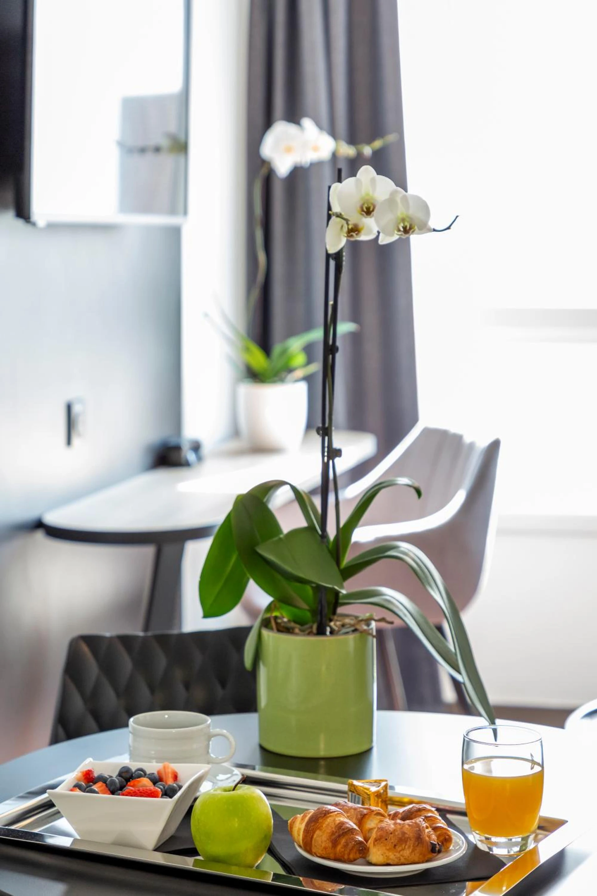 Chambre disponible pour un séminaire d'entreprise à Nemea Appart Hotel Europe Velizy Villacoublay - Vélizy-Villacoublay