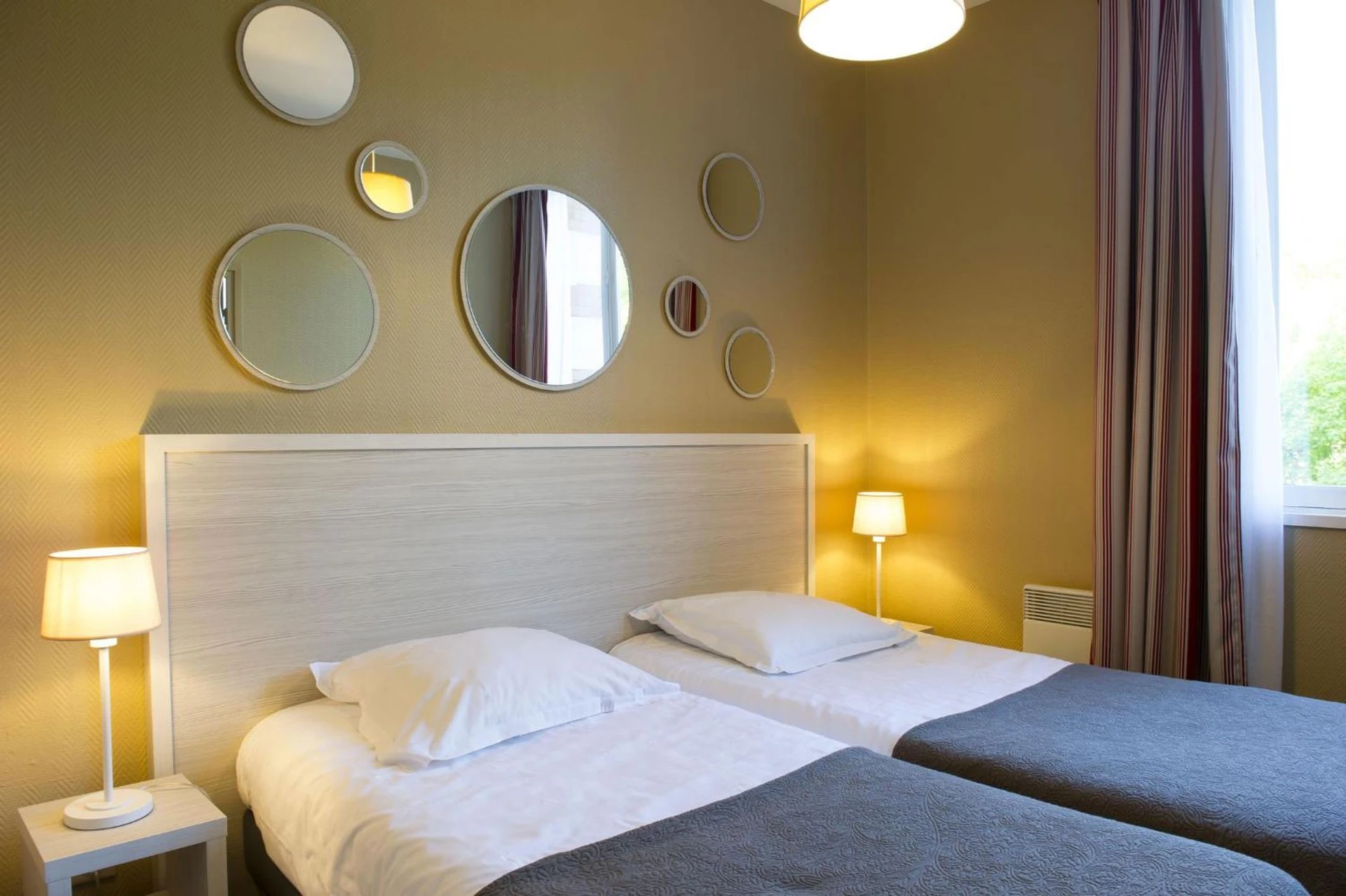 Magnifique chambre pour un séminaire d'entreprise à Résidence de Tourisme Vacances Bleues Villa Regina - Arcachon