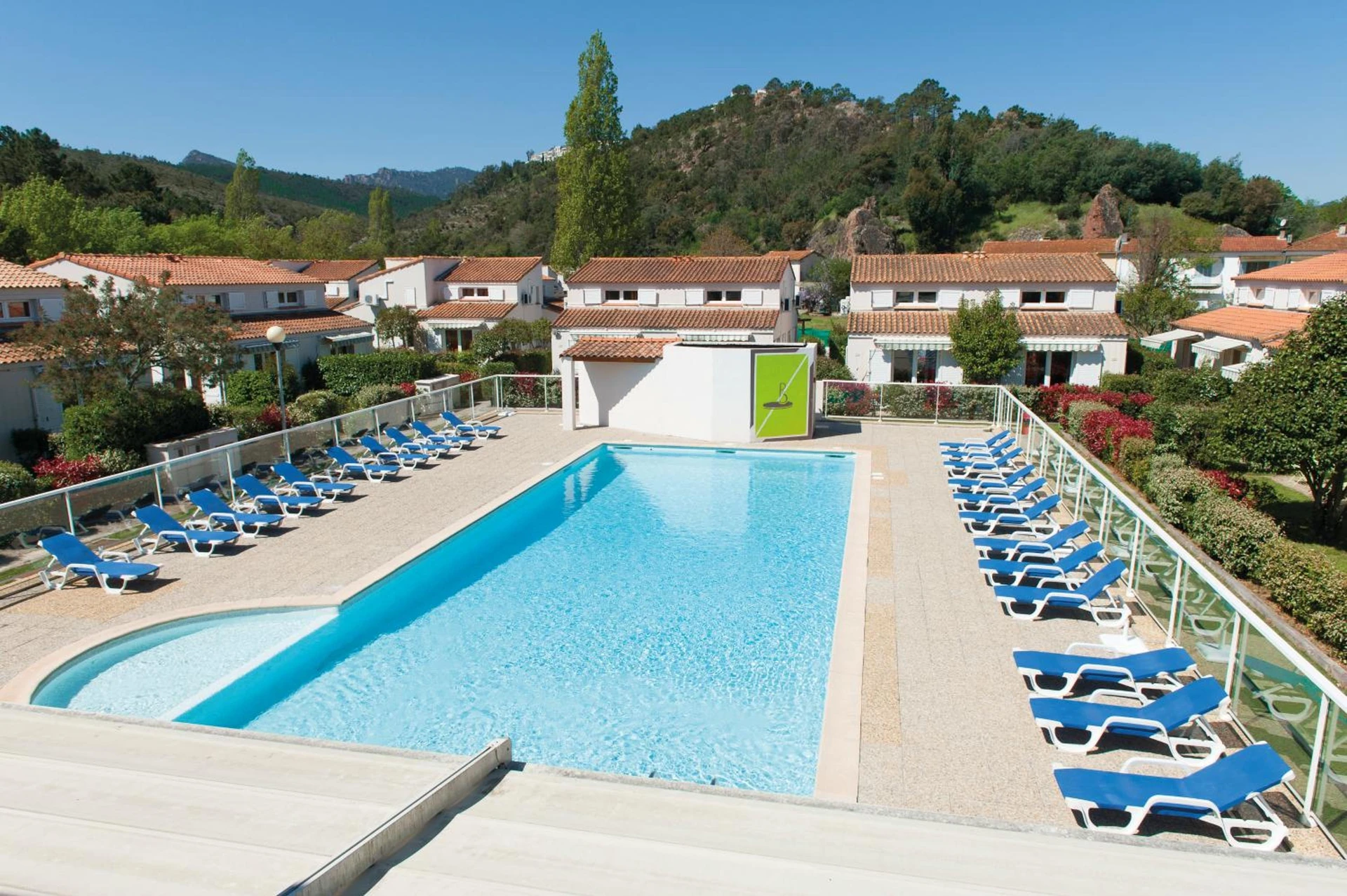 Ambiance de travail pour séminaire d'entreprise à Zenitude Hôtel-Résidences Mandelieu la Napoule - Mandelieu-la-Napoule