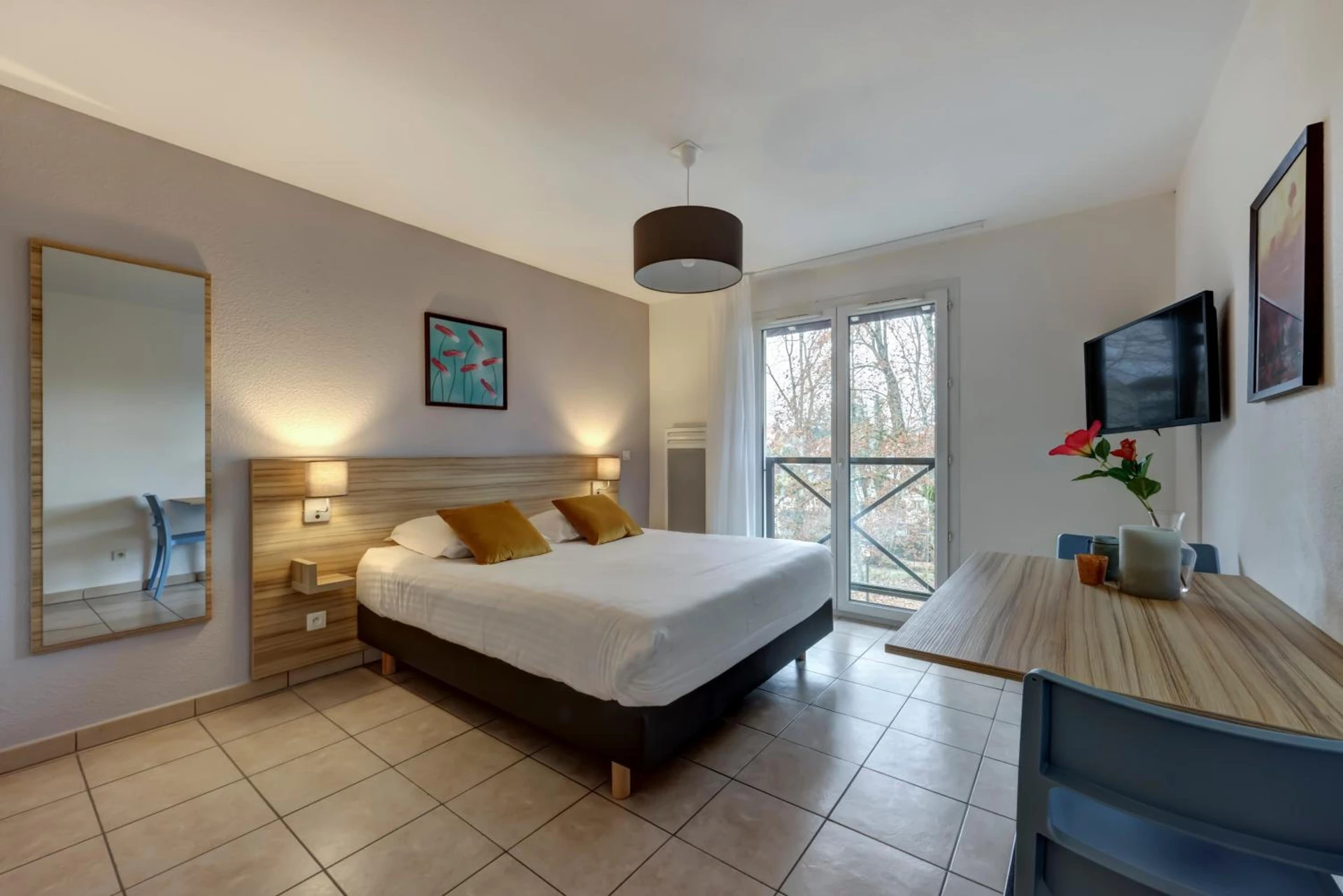 Chambre disponible pour un séminaire d'entreprise à Zenitude Hôtel-Résidences L'Orée du Parc - Divonne-les-Bains
