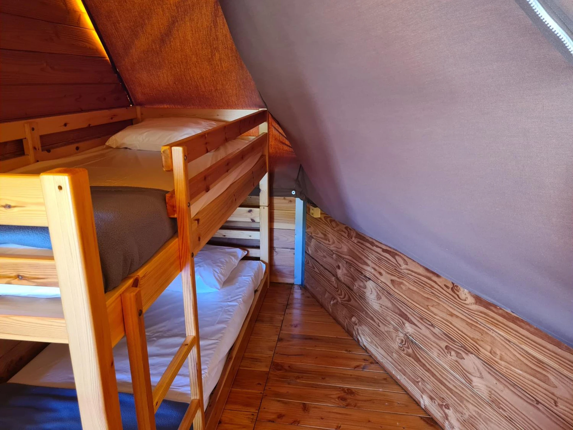 Chambre disponible pour un séminaire d'entreprise à Resort & Camping - Val de Braye - Bessé-sur-Braye