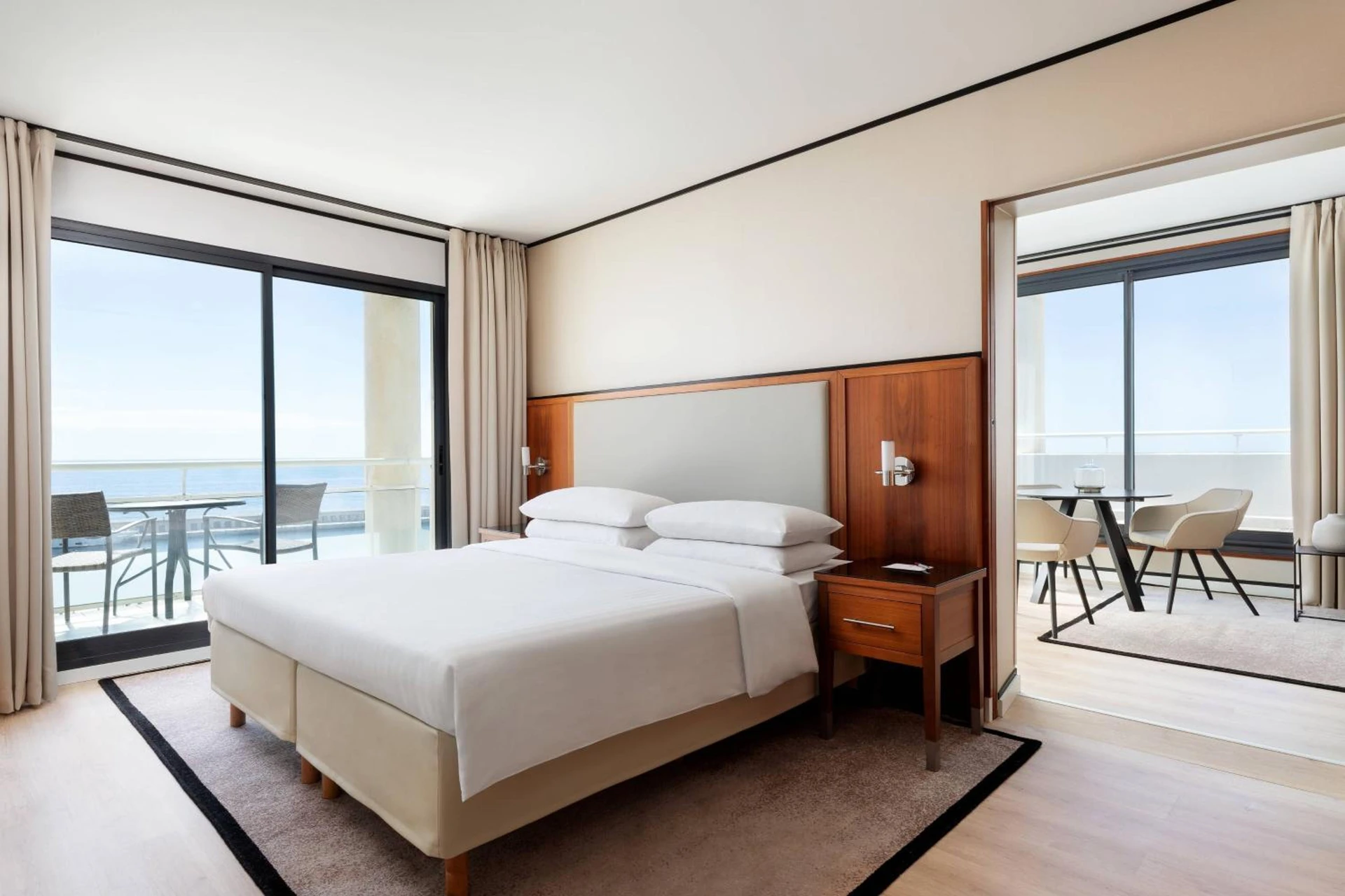 Chambre disponible pour un séminaire d'entreprise à Riviera Marriott Hotel La Porte De Monaco - Cap d'Ail