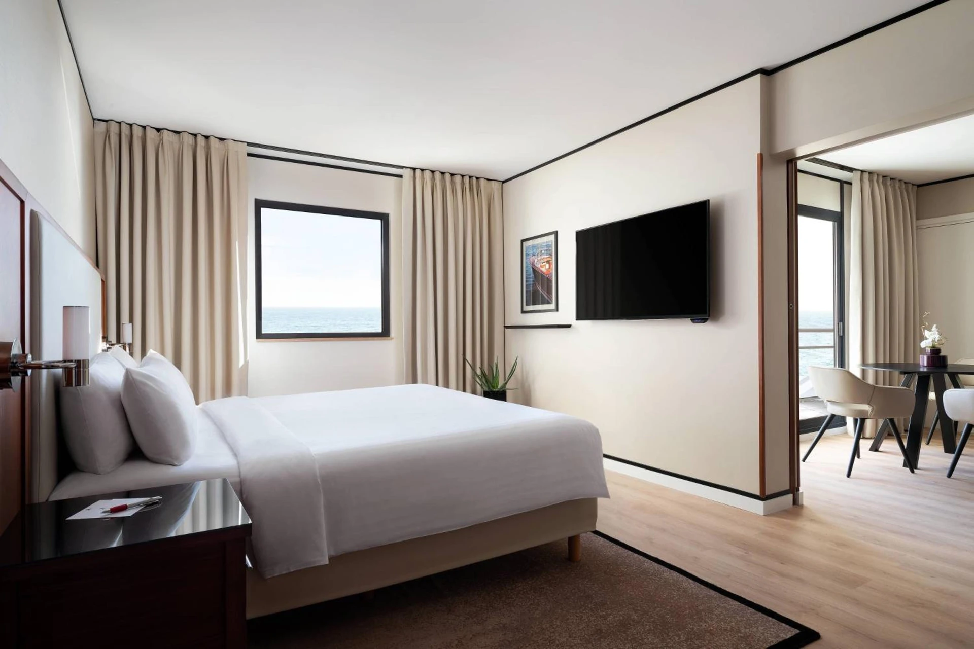 Chambre disponible pour un séminaire d'entreprise à Riviera Marriott Hotel La Porte De Monaco - Cap d'Ail