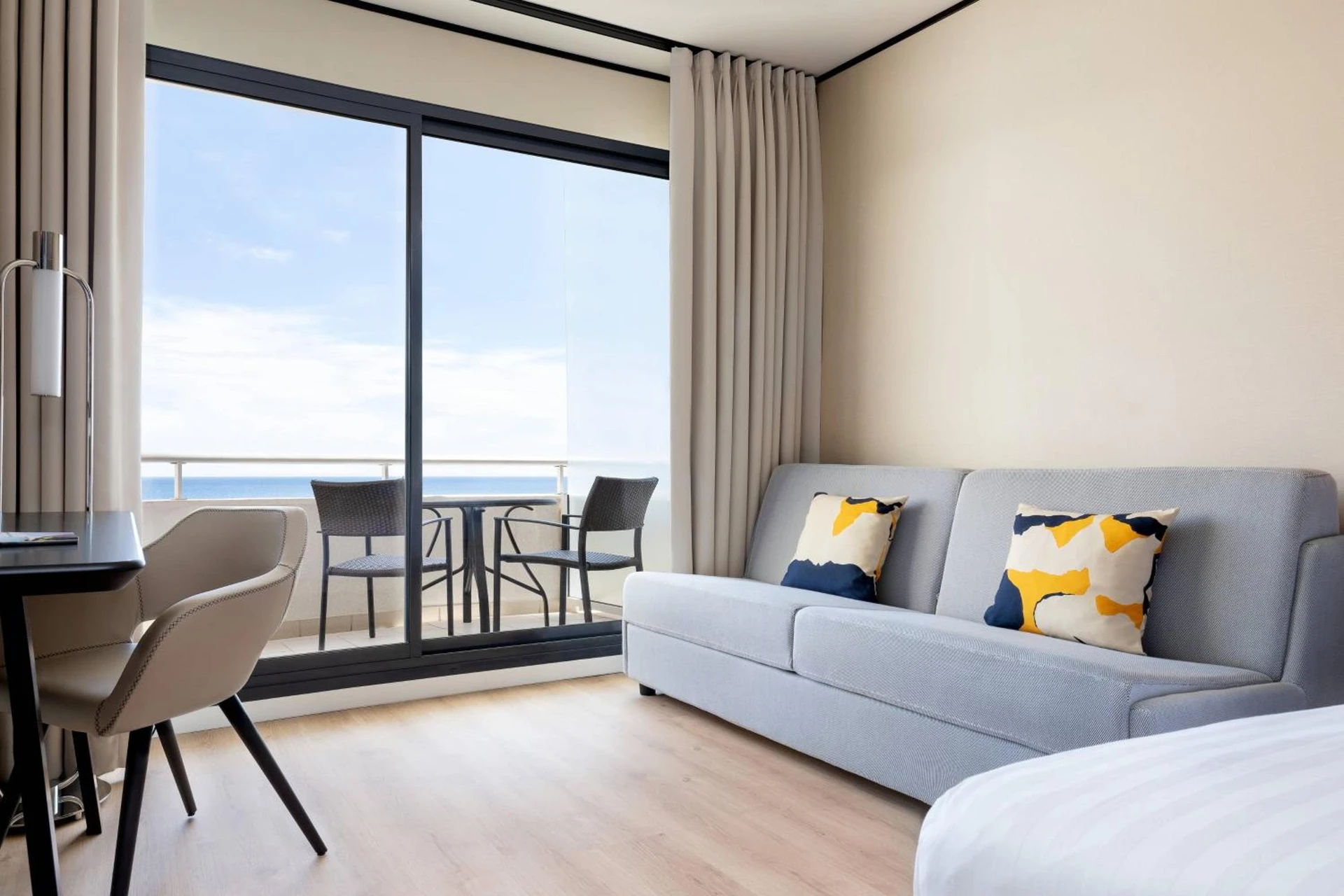 Magnifique chambre pour un séminaire d'entreprise à Riviera Marriott Hotel La Porte De Monaco - Cap d'Ail