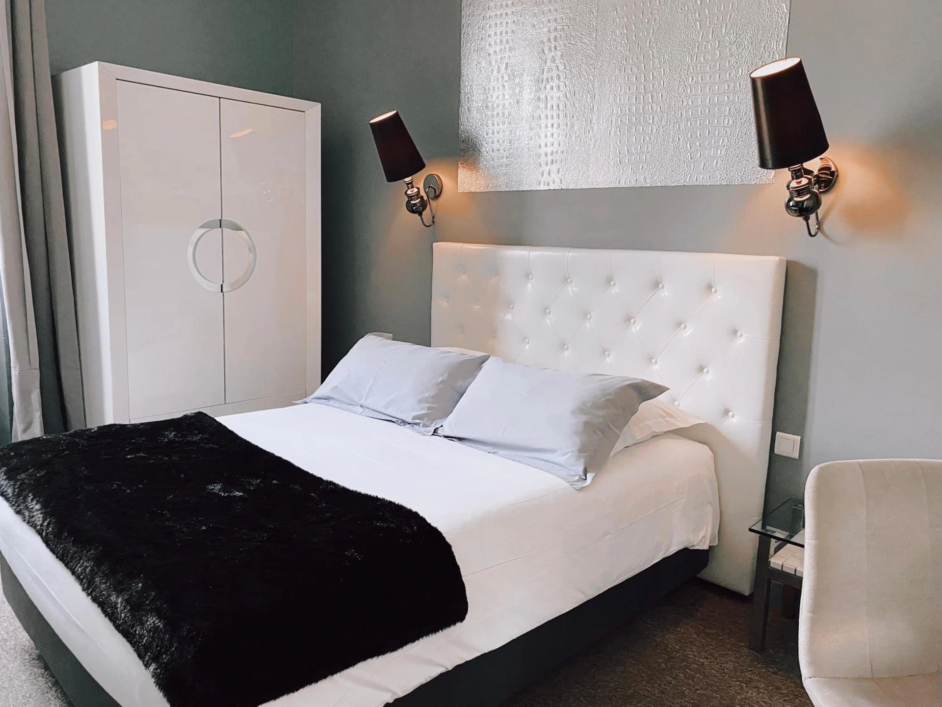 Chambre disponible pour un séminaire d'entreprise à Royal Hôtel - Nîmes
