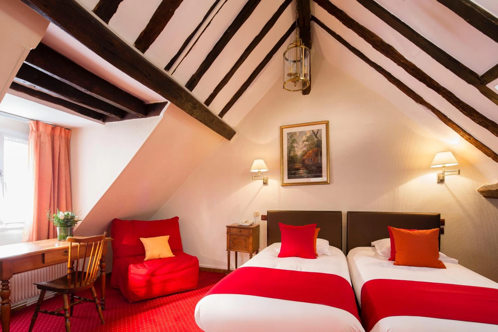 Chambre disponible pour un séminaire d'entreprise à Hôtel Saint Roch - Paris