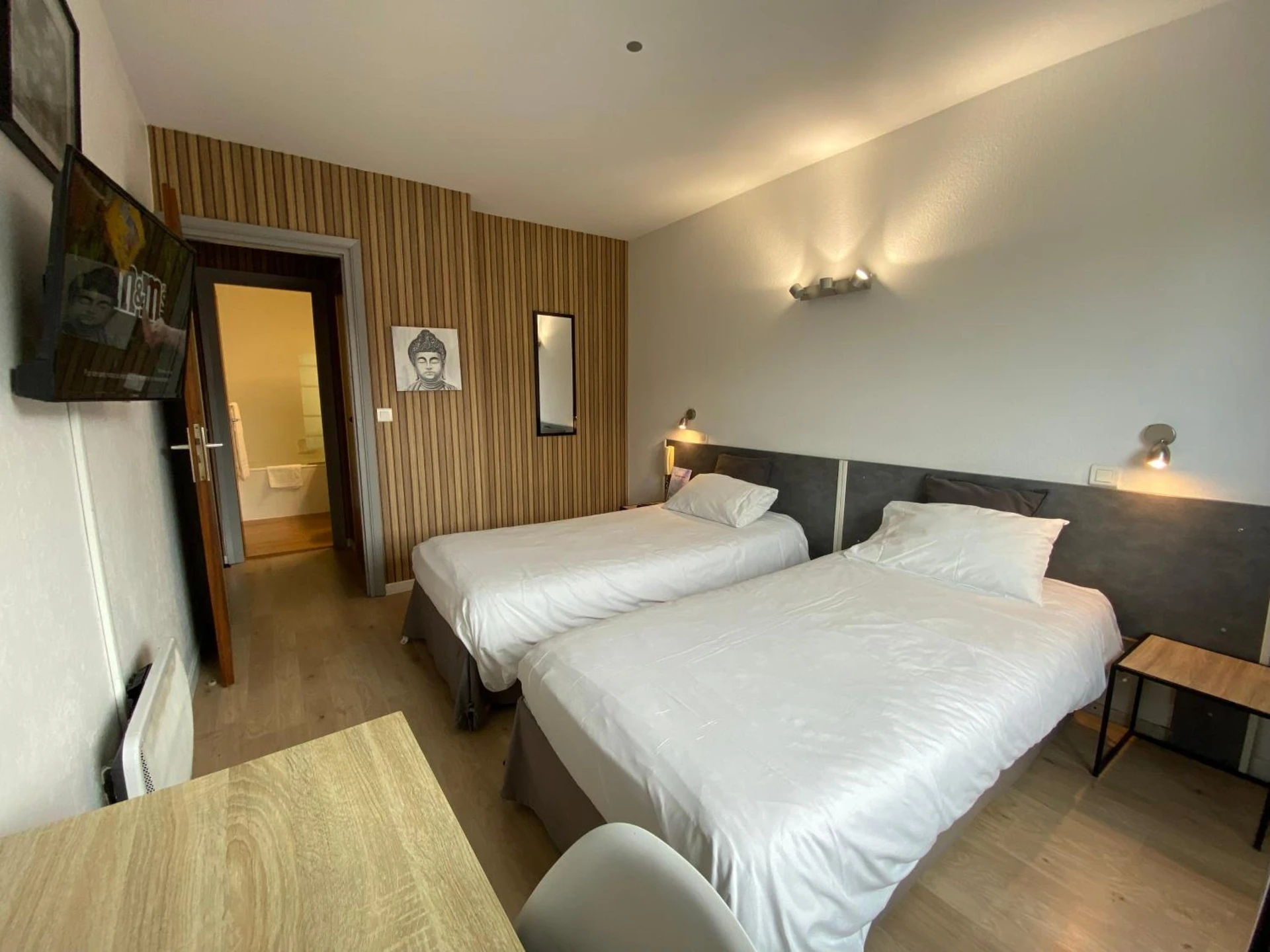 Magnifique chambre pour un séminaire d'entreprise à Savoie Hotel aux portes de Genève - Saint-Julien-en-Genevois