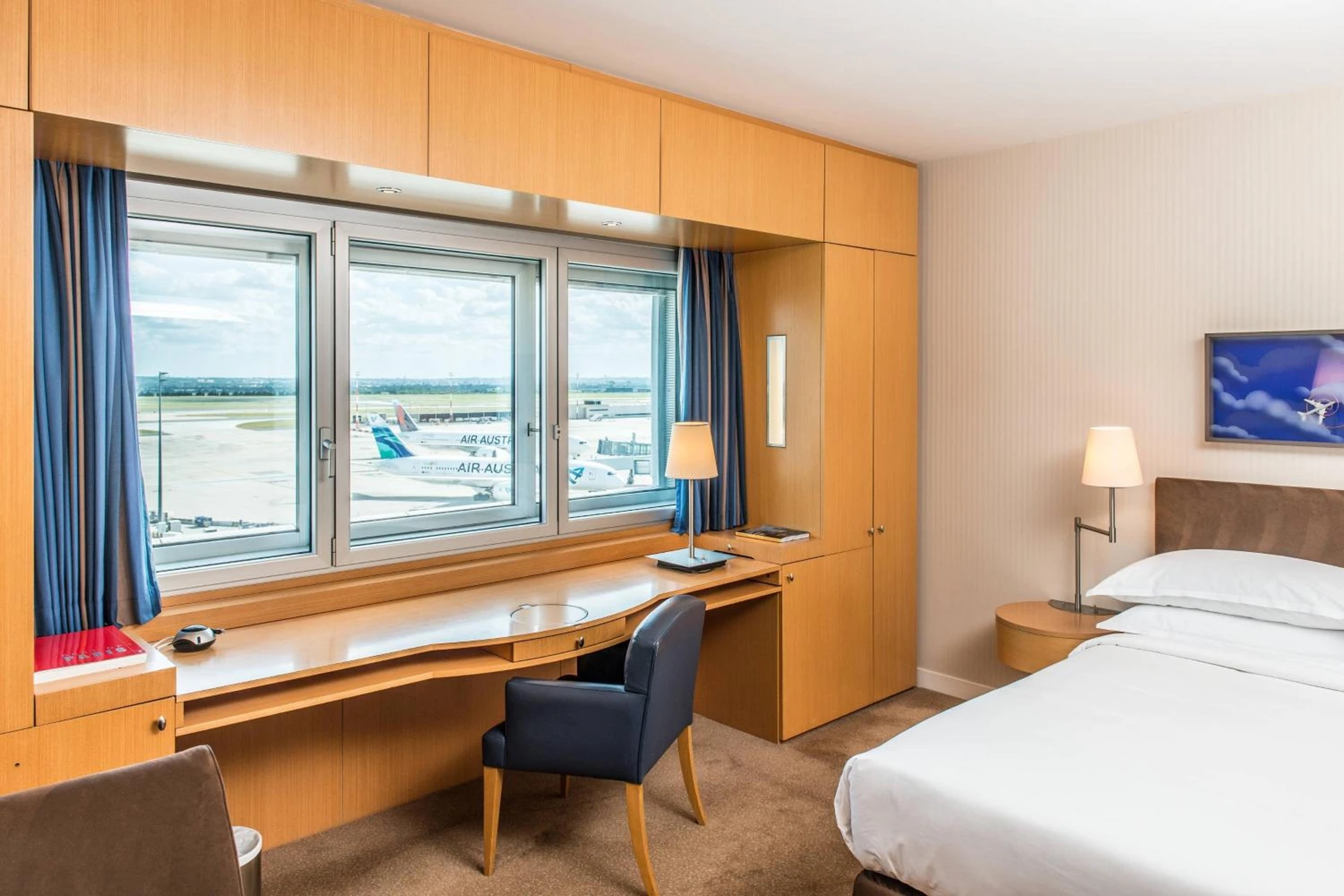 Chambre disponible pour un séminaire d'entreprise à Sheraton Paris Charles de Gaulle Airport Hotel - Roissy-en-France