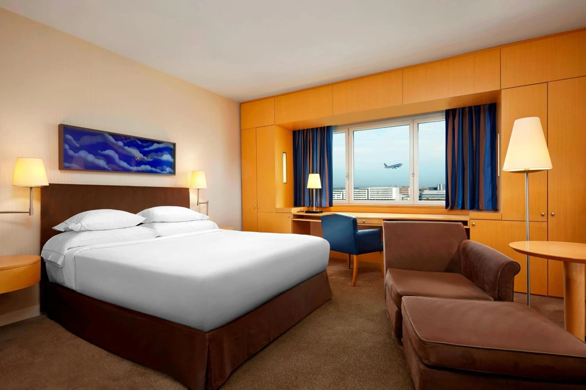 Magnifique chambre pour un séminaire d'entreprise à Sheraton Paris Charles de Gaulle Airport Hotel - Roissy-en-France