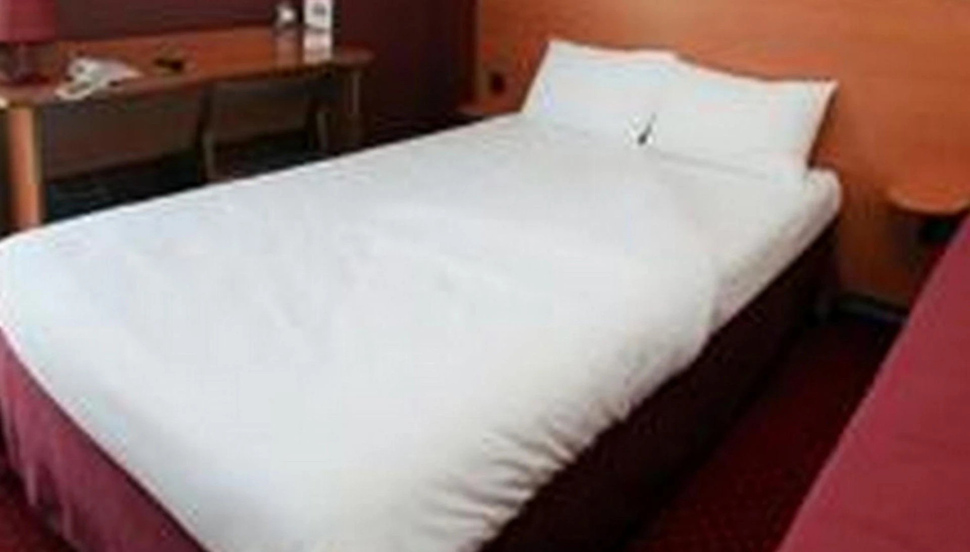 Chambre disponible pour un séminaire d'entreprise à Sky Hotel Goussainville Charles de Gaulle - Goussainville