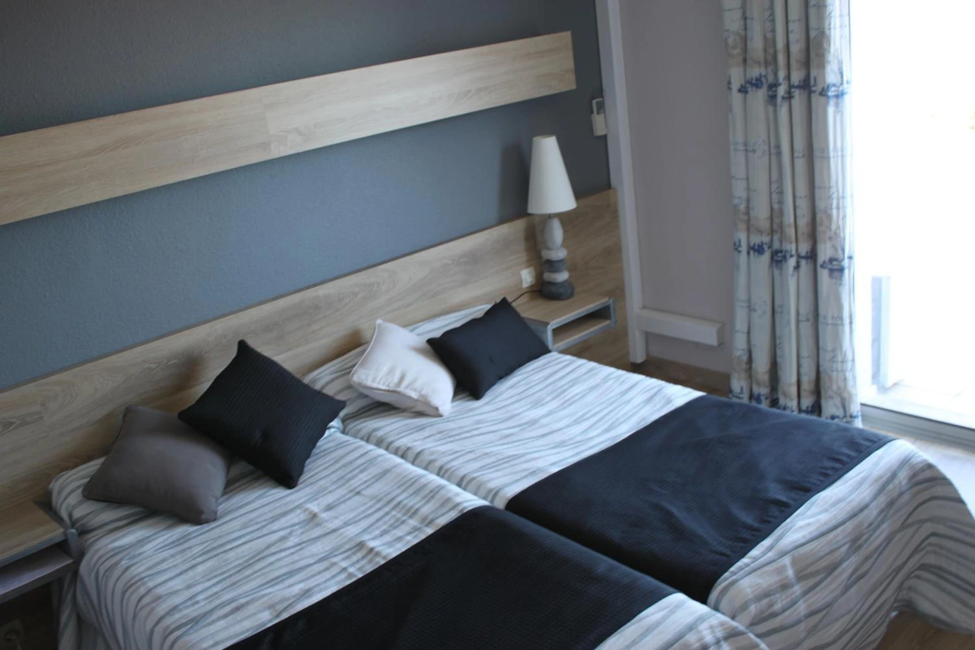 Chambre disponible pour un séminaire d'entreprise à Logis Hotel Solhotel - Banyuls-sur-Mer