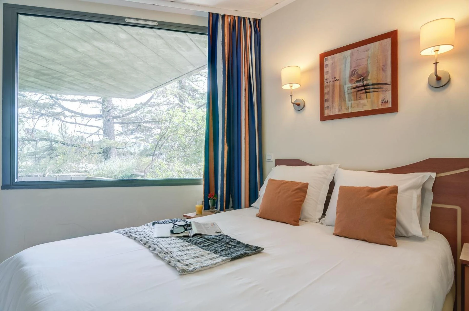 Chambre disponible pour un séminaire d'entreprise à SOWELL HOTELS Ardèche - Grospierres