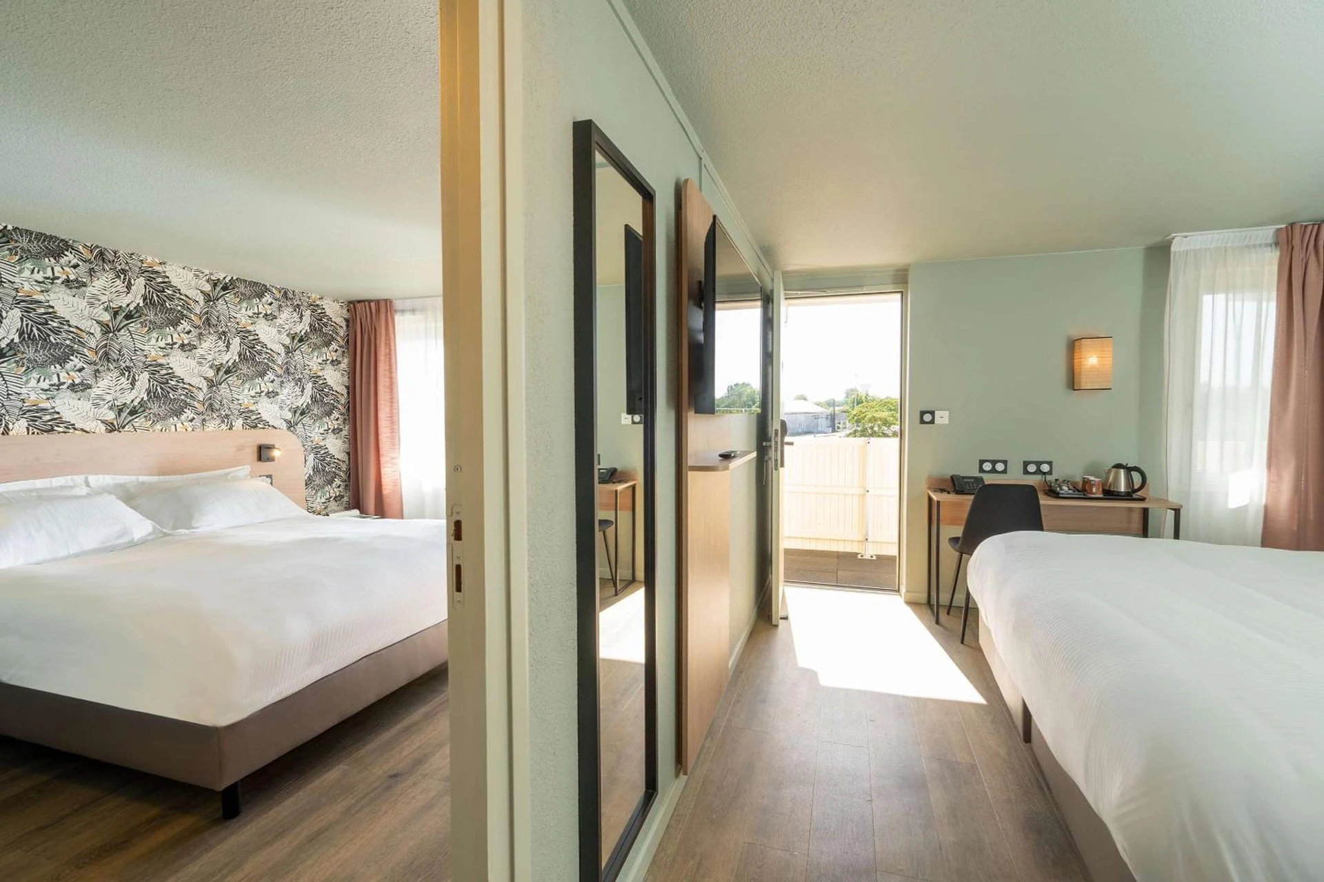 Magnifique chambre pour un séminaire d'entreprise à Sure Hotel by Best Western Rochefort-sur-Mer - Tonnay-Charente