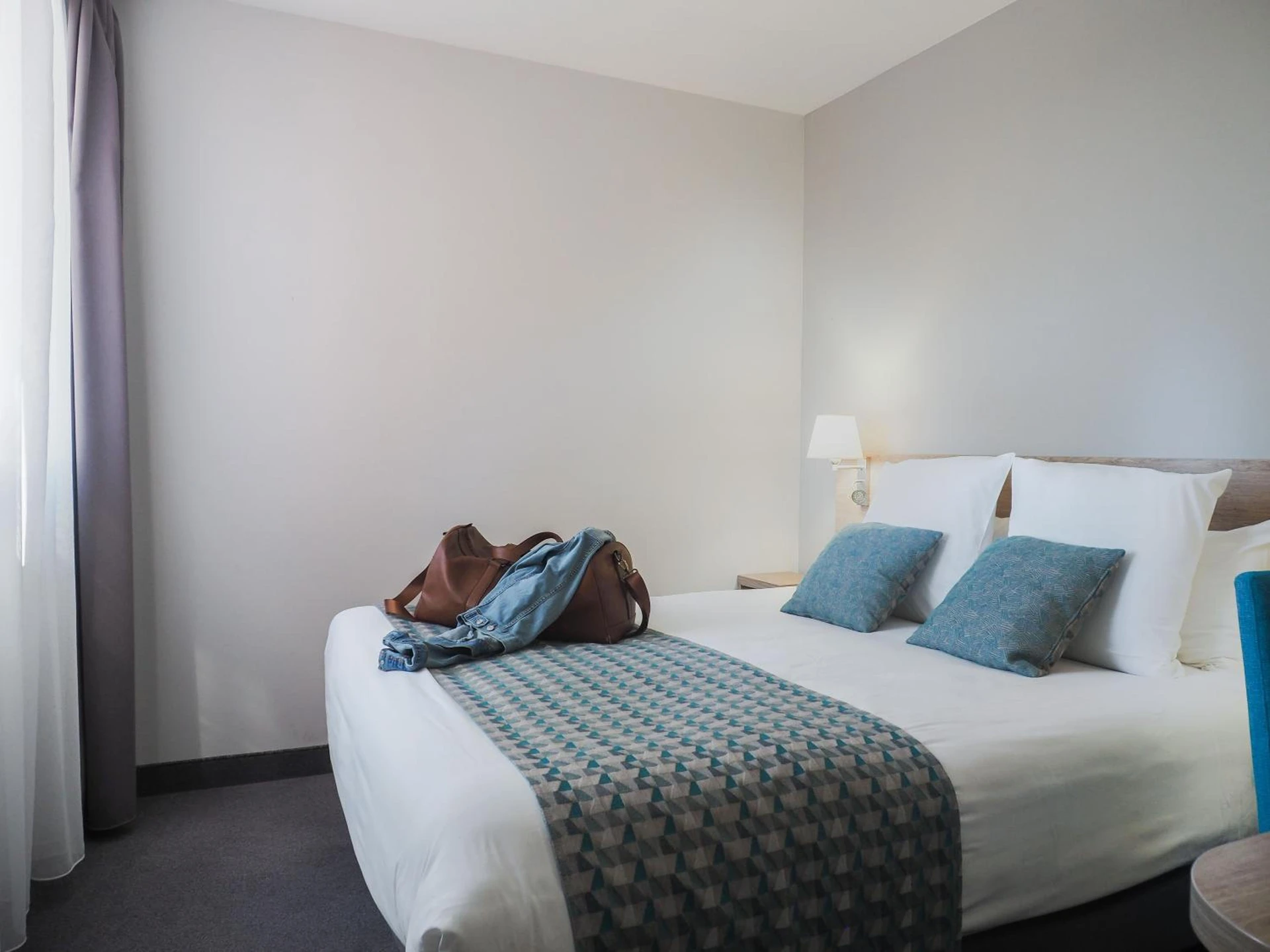 Chambre disponible pour un séminaire d'entreprise à The Originals City, Hôtel de la Confluence, Agen Ouest - Damazan