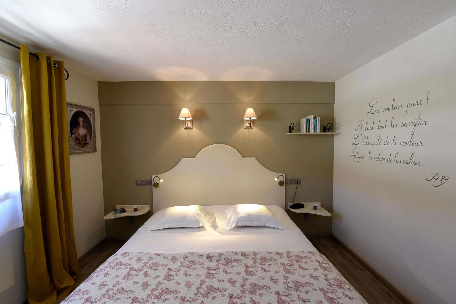 Chambre disponible pour un séminaire d'entreprise à The Originals Boutique, Hôtel du Parc, Cavaillon - Cavaillon