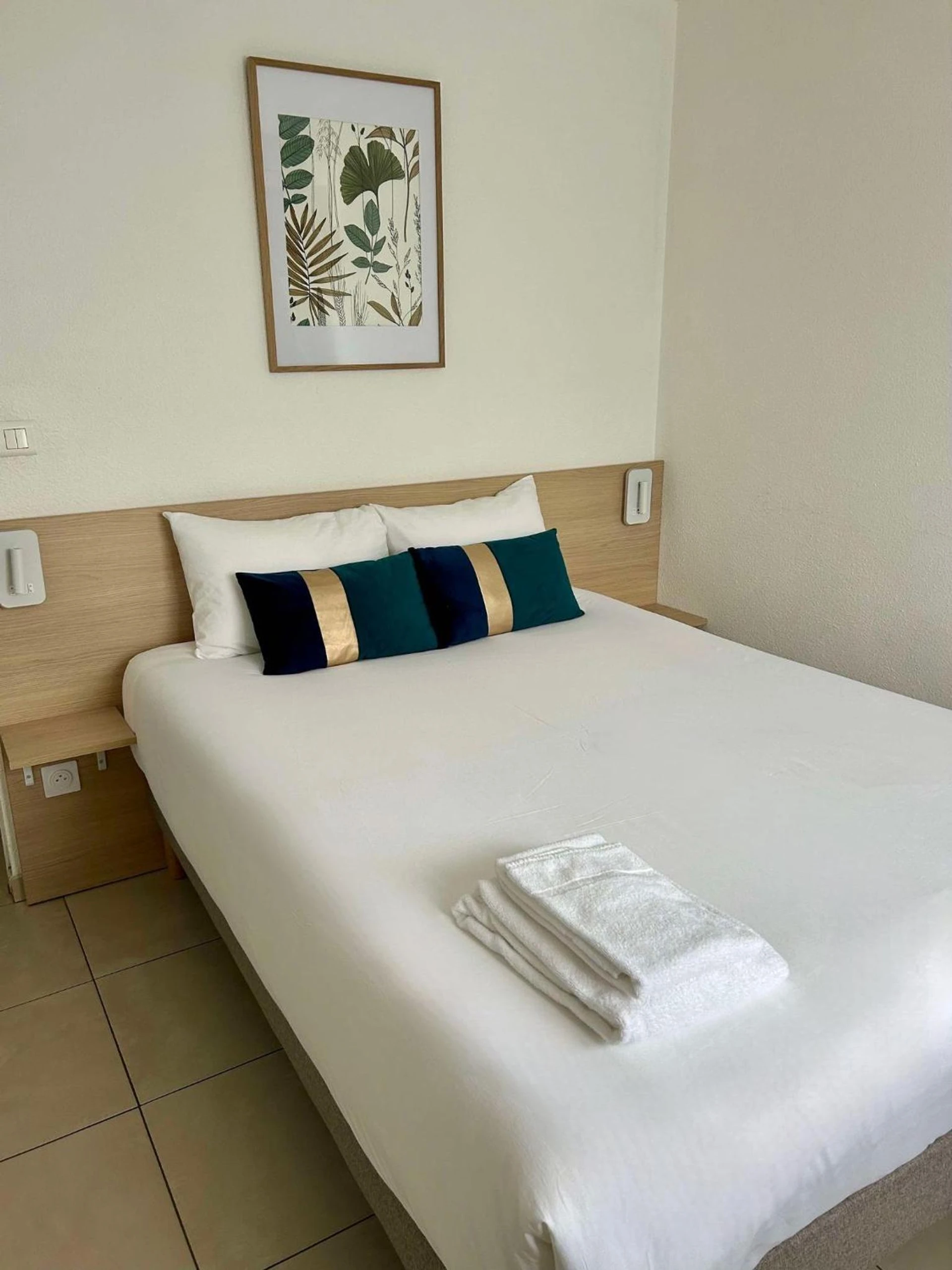 Chambre disponible pour un séminaire d'entreprise à Villa Hotel - Poilly-lez-Gien