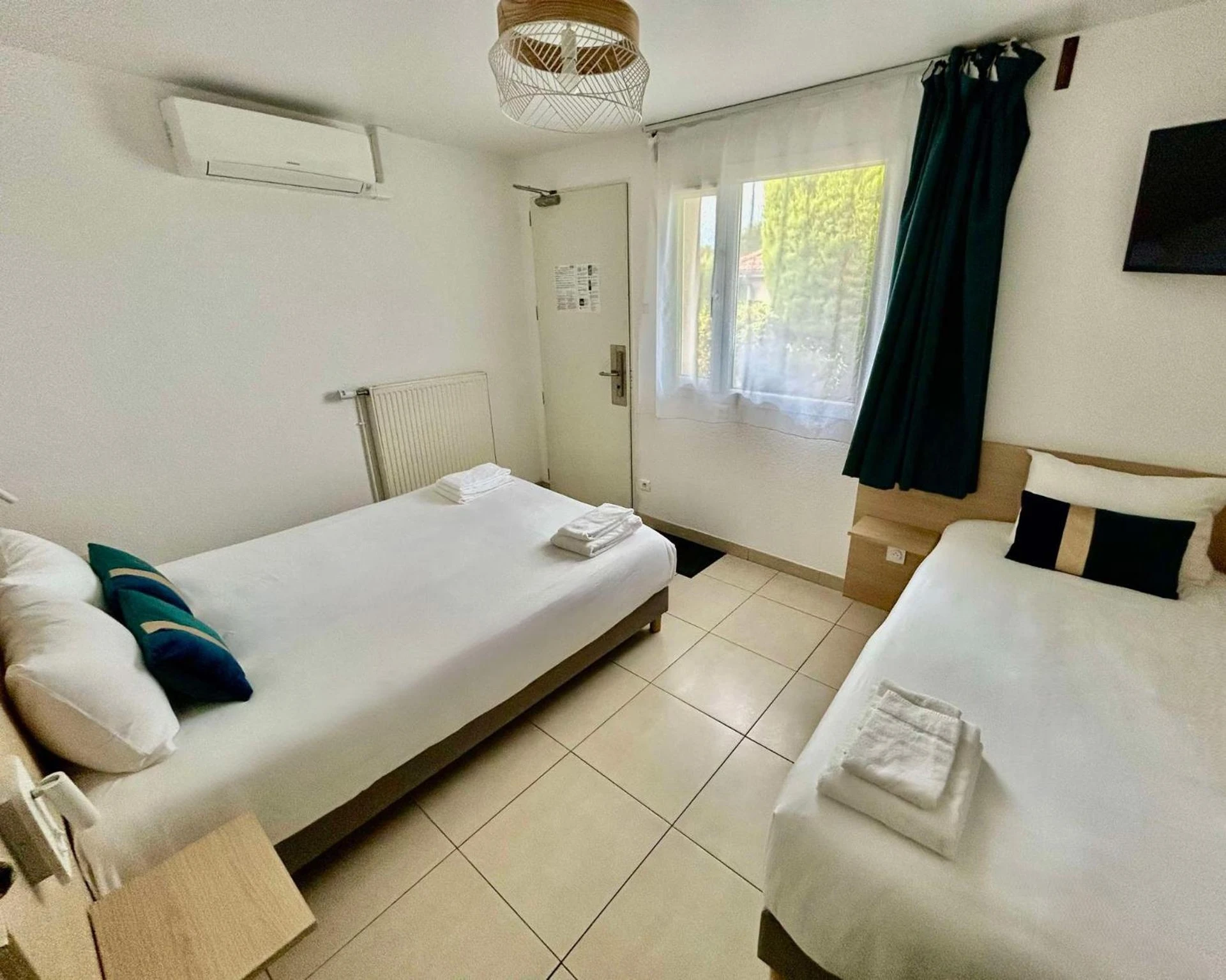 Chambre disponible pour un séminaire d'entreprise à Villa Hotel - Poilly-lez-Gien