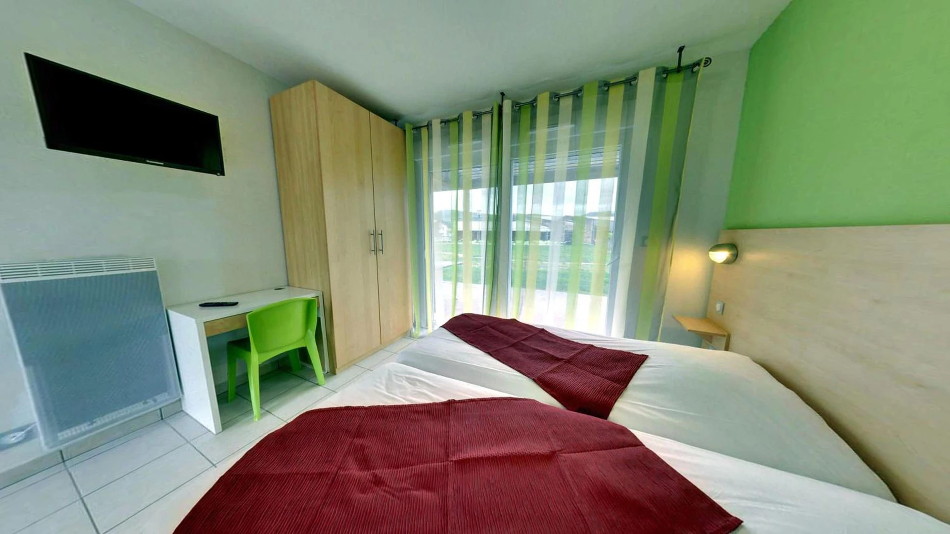 Chambre disponible pour un séminaire d'entreprise à Village Vacances Passion Le Cezallier - Ardes-sur-Couze