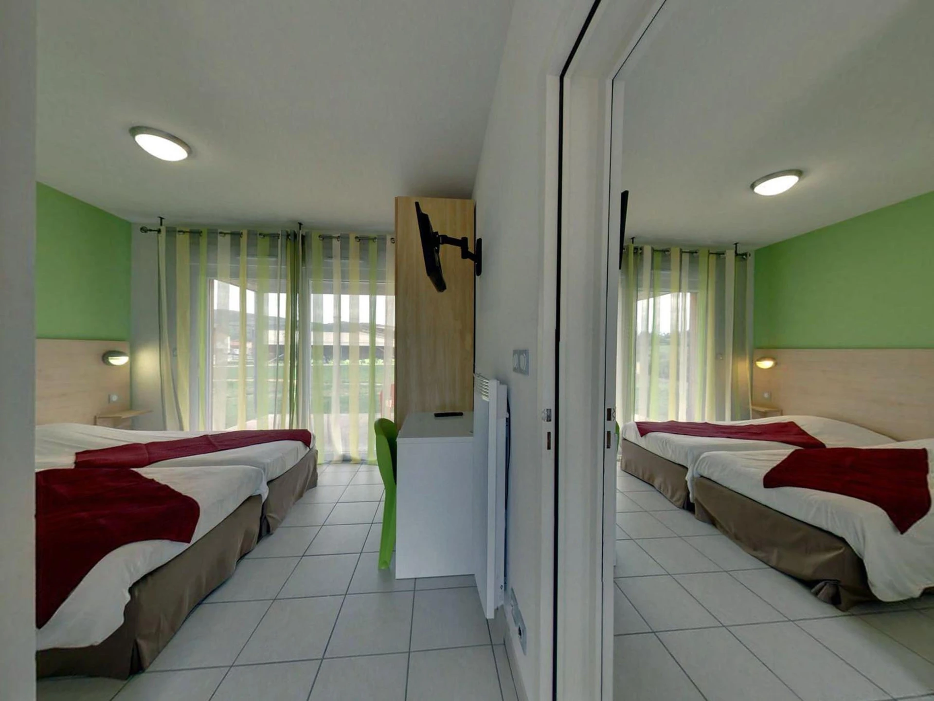 Magnifique chambre pour un séminaire d'entreprise à Village Vacances Passion Le Cezallier - Ardes-sur-Couze