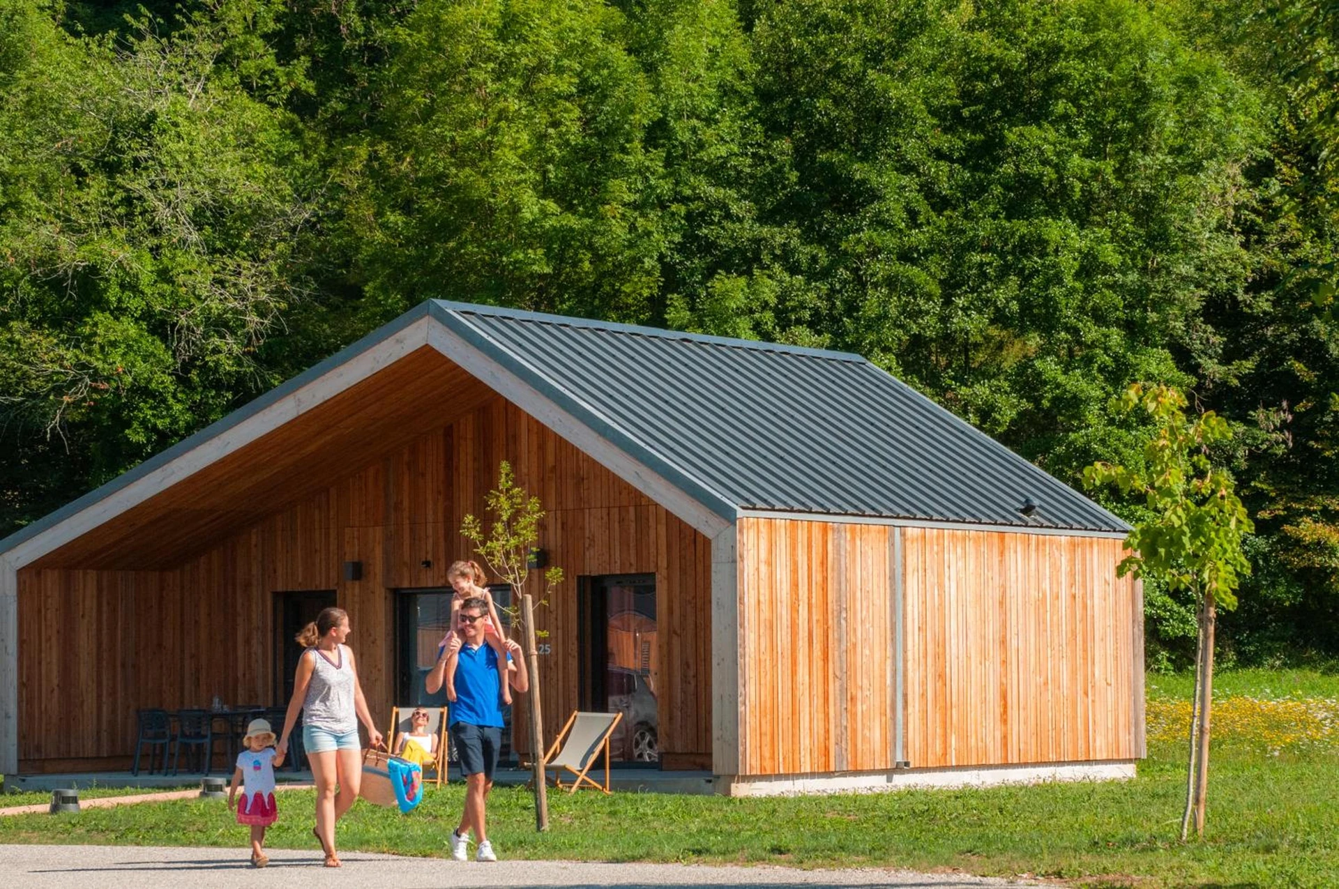 Chambre disponible pour un séminaire d'entreprise à Village de vacances Les Lambrilles - La Bastide-de-Sérou